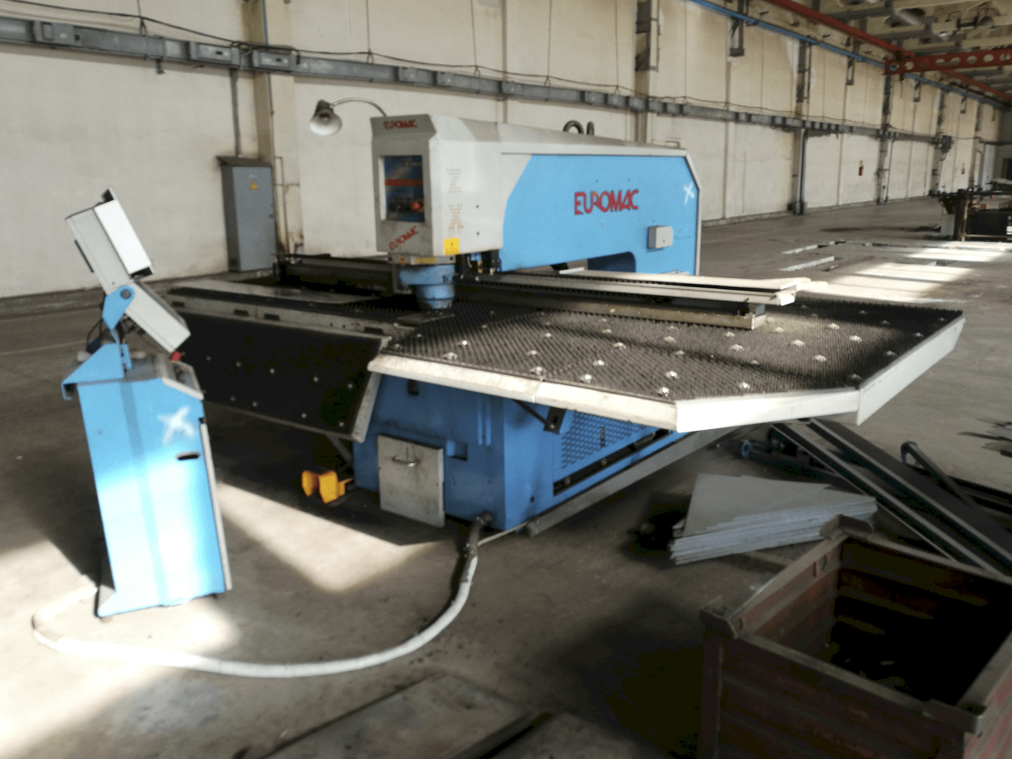 Prikaz stroja Euromac ZX 1250/30 zdesna