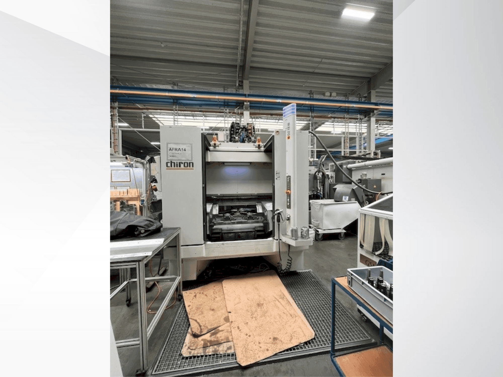 Prikaz stroja CHIRON DZ 18 W sprijeda