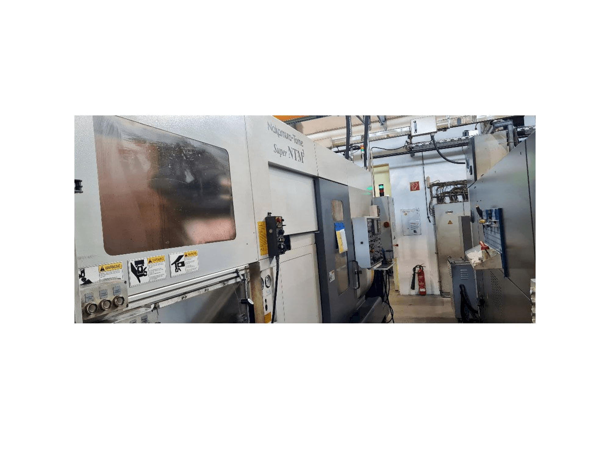 Prikaz stroja NAKAMURA Super NTM³ sprijeda