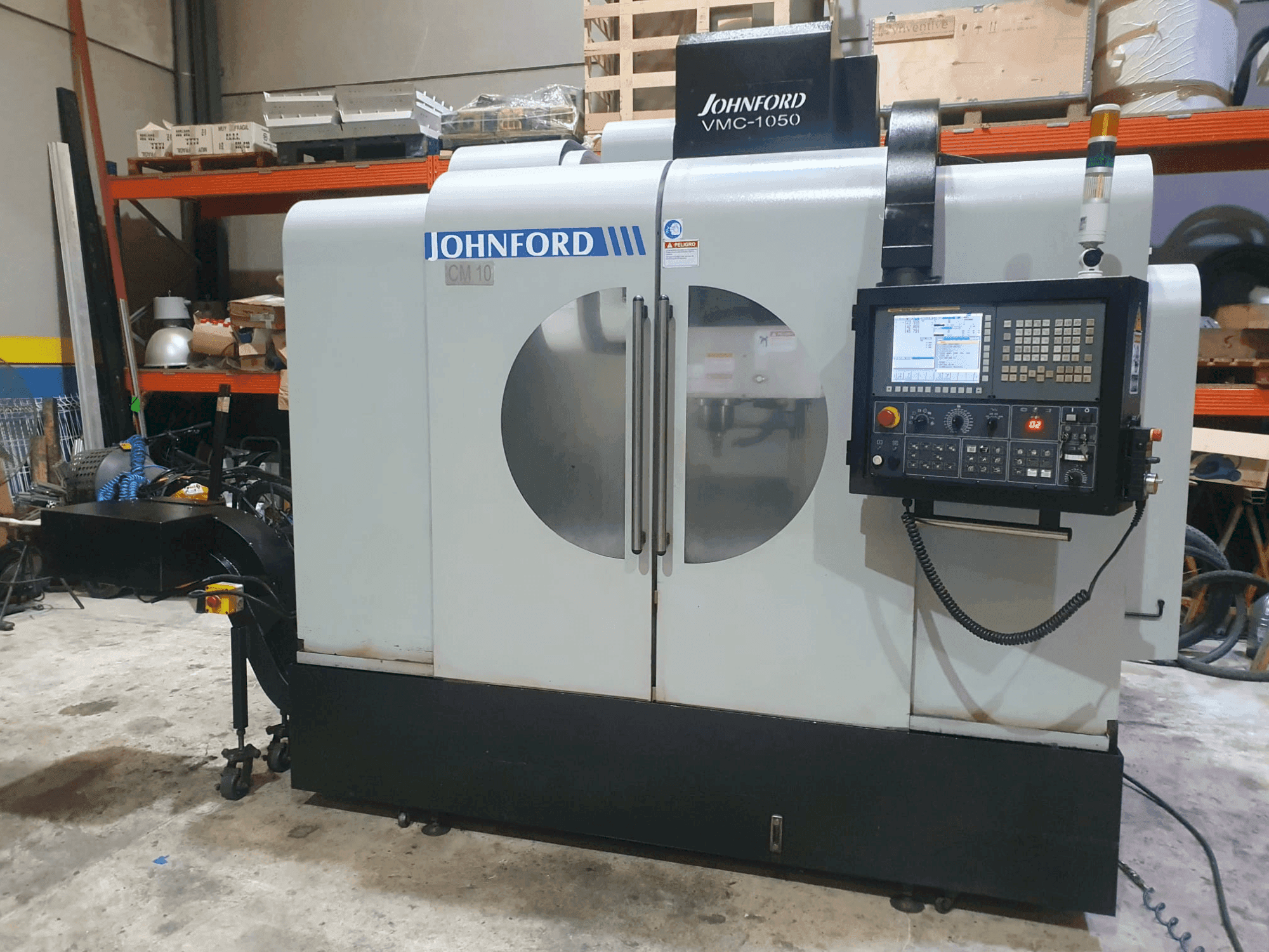 Prikaz stroja Johnford VMC-1050 sprijeda