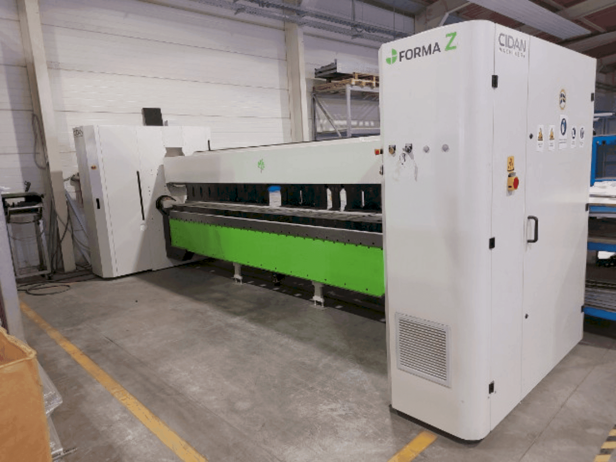 Prikaz stroja CIDAN FORMA Z 40 sprijeda