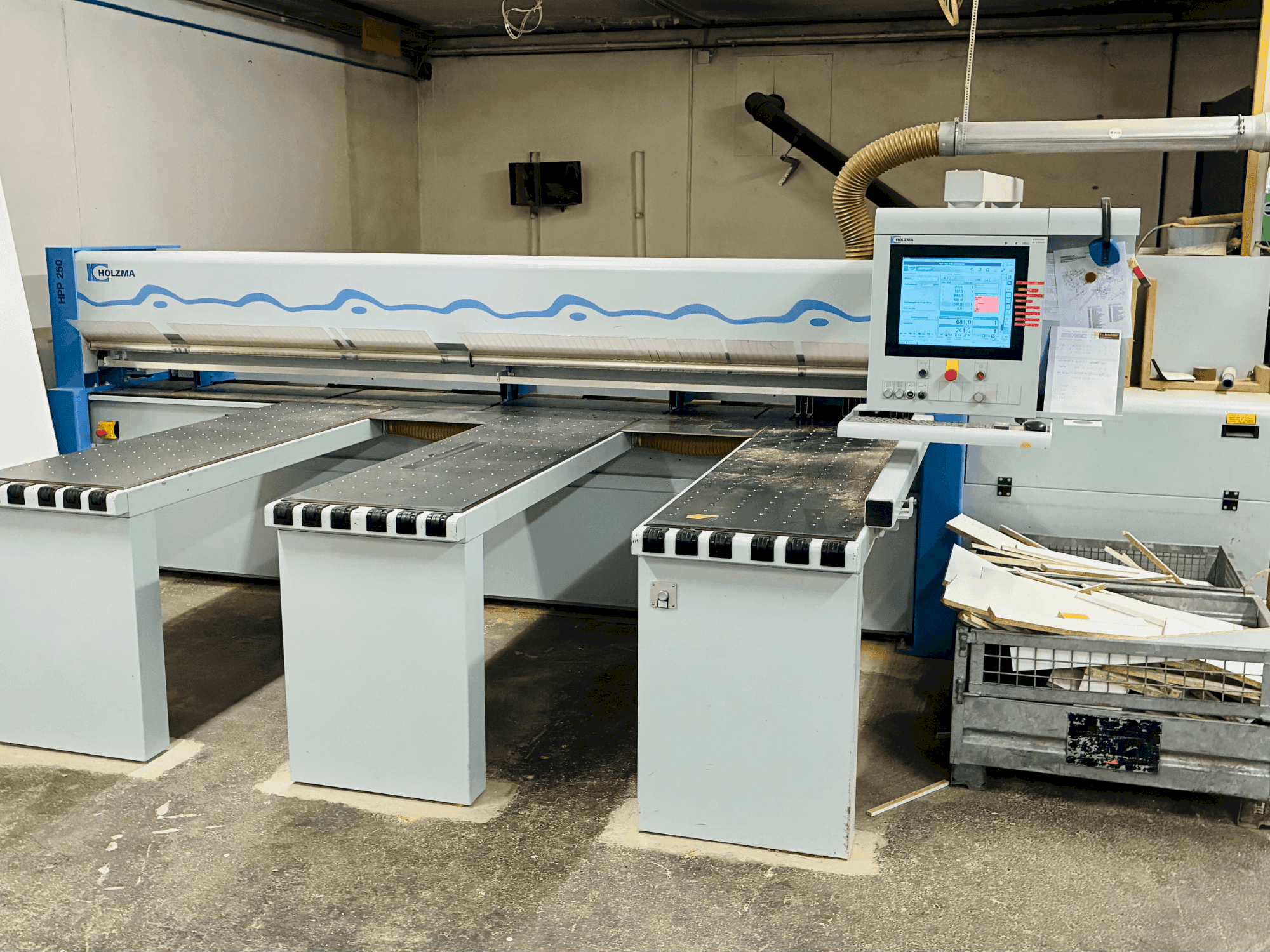 Prikaz stroja HOLZMA HPP 250/38/38 sprijeda