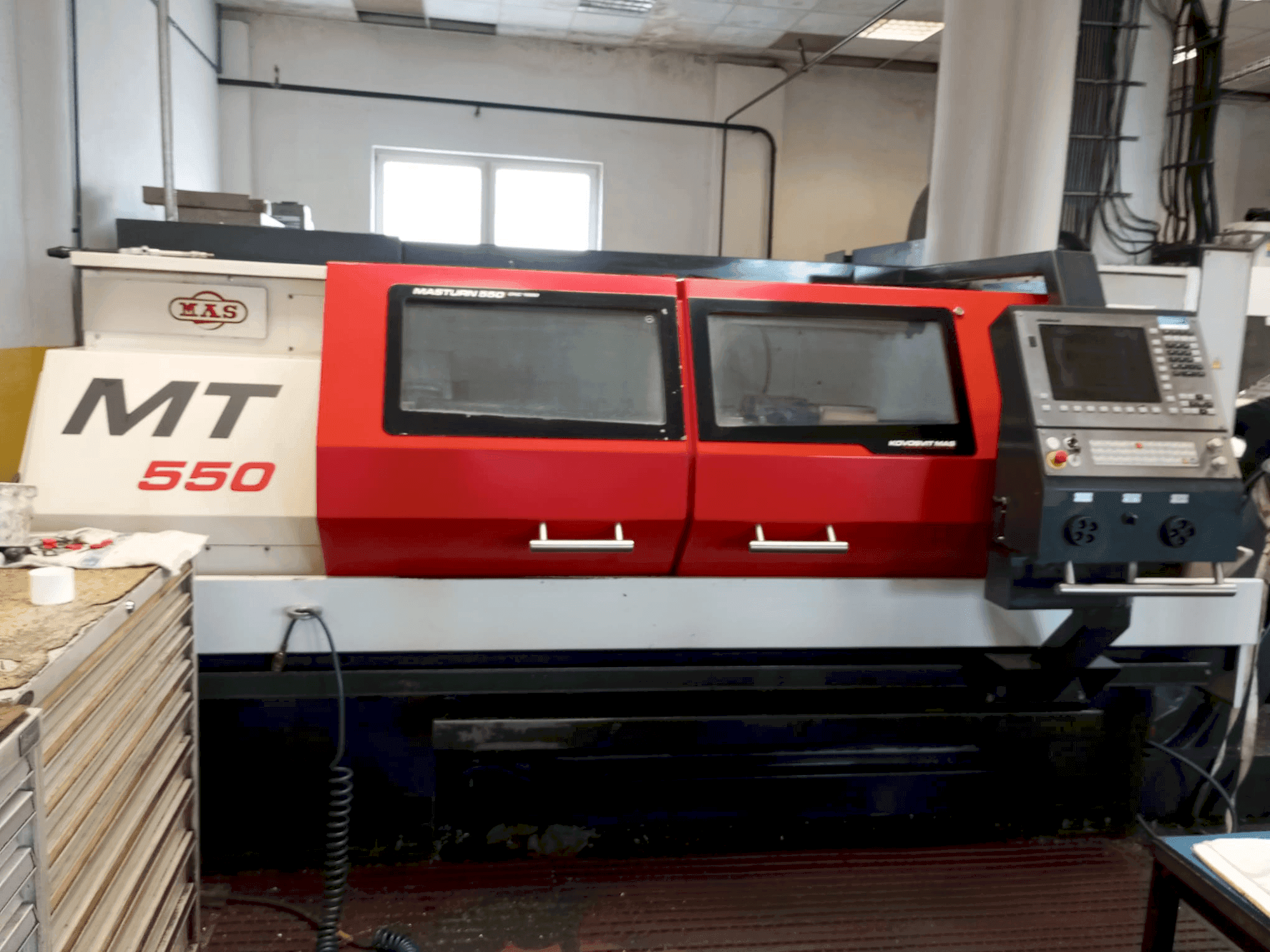 Prikaz stroja KOVOSVIT MAS MASTURN 550i CNC 1500 sprijeda