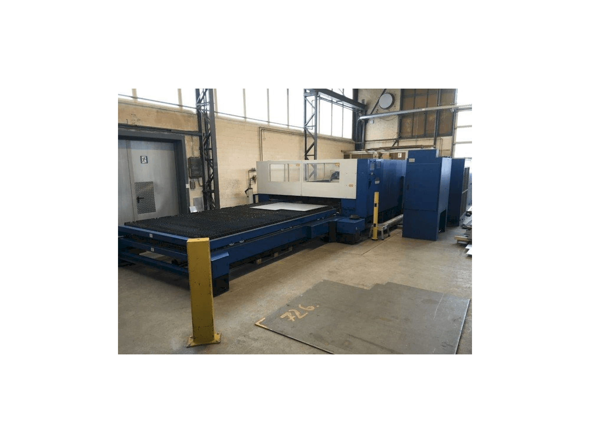 Prikaz stroja Trumpf TLF 4000 Turbo sprijeda