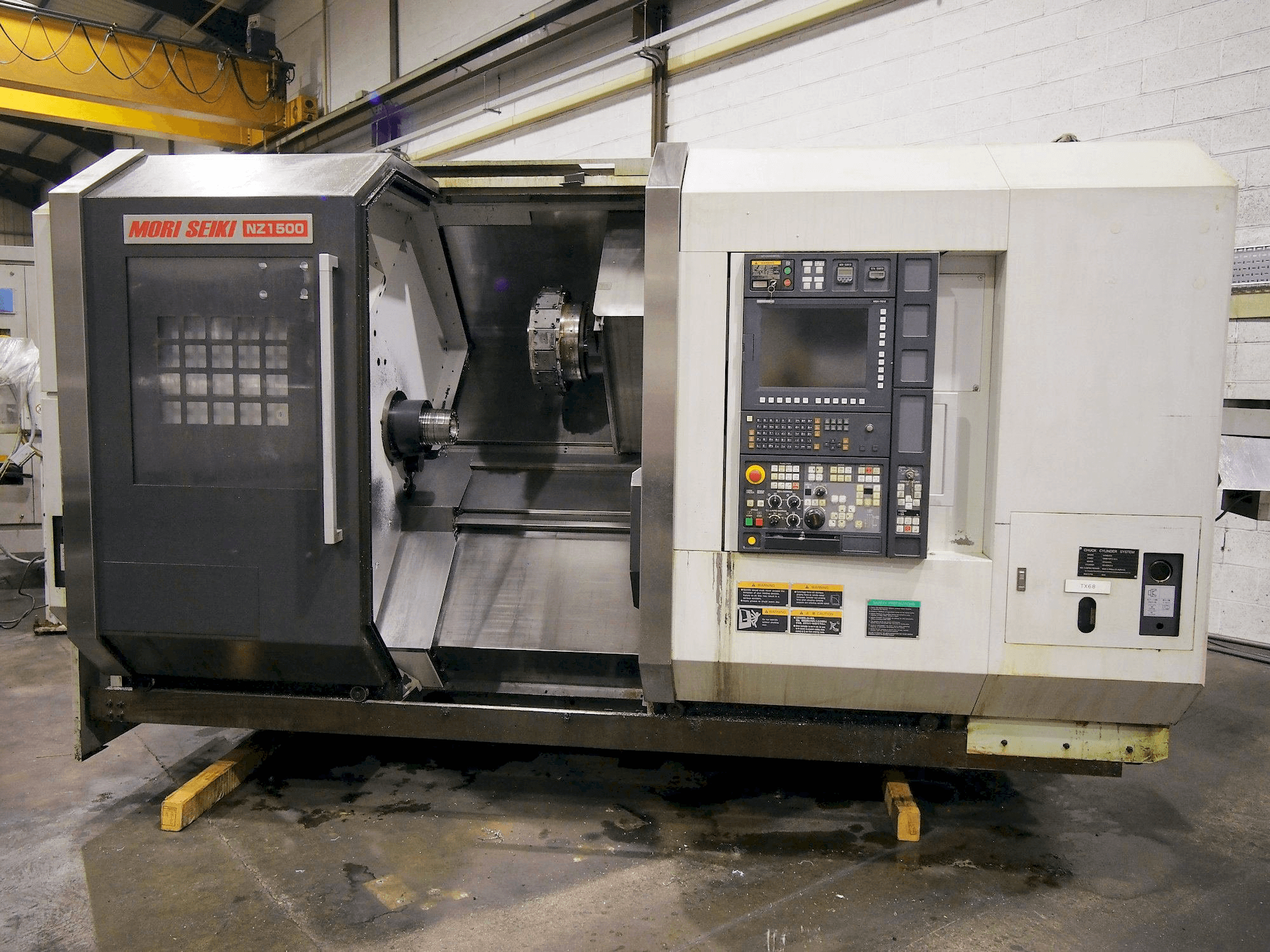 Prikaz stroja MORI SEIKI NZ 1500 T2Y sprijeda