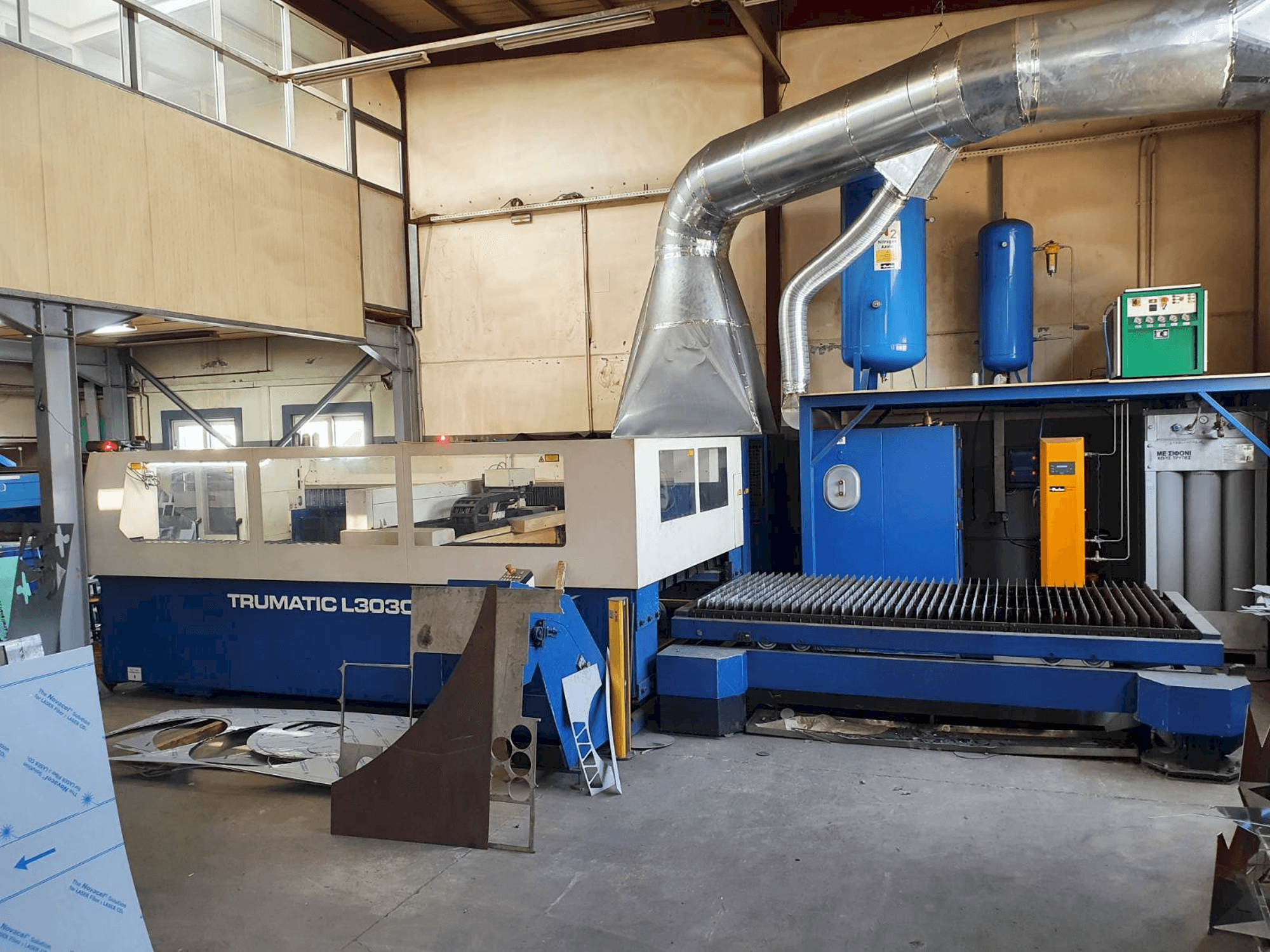 Prikaz stroja Trumpf Trumatic L3030 sprijeda