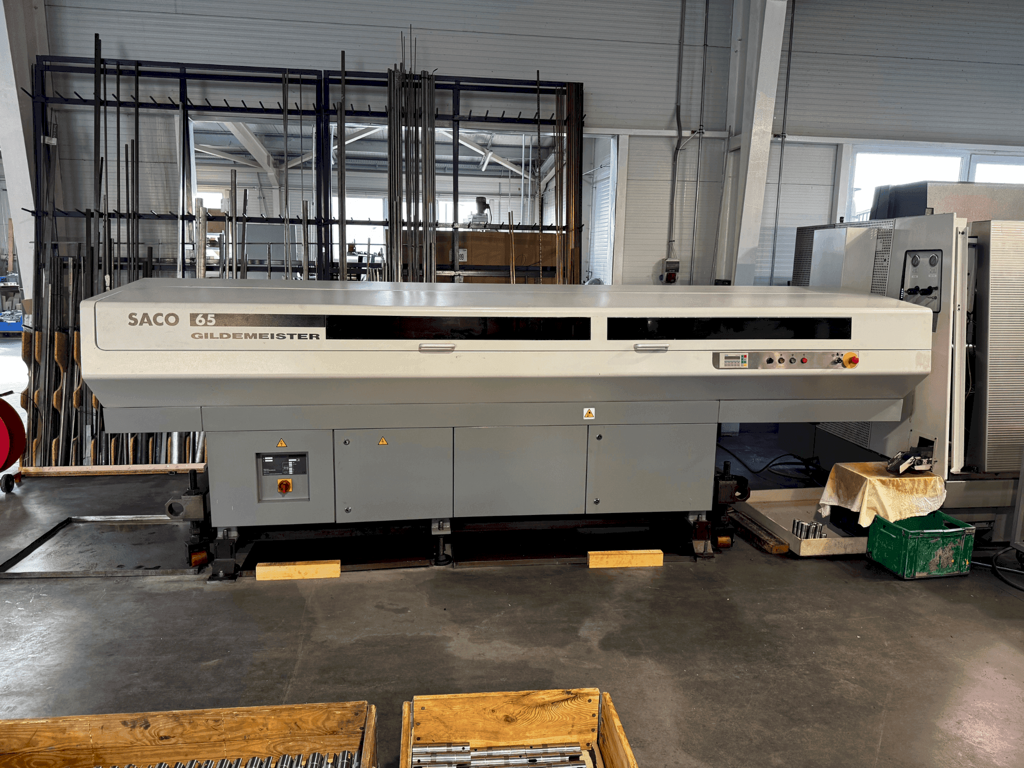 Prikaz stroja Gildemeister CTX 420 V6 Linear sprijeda