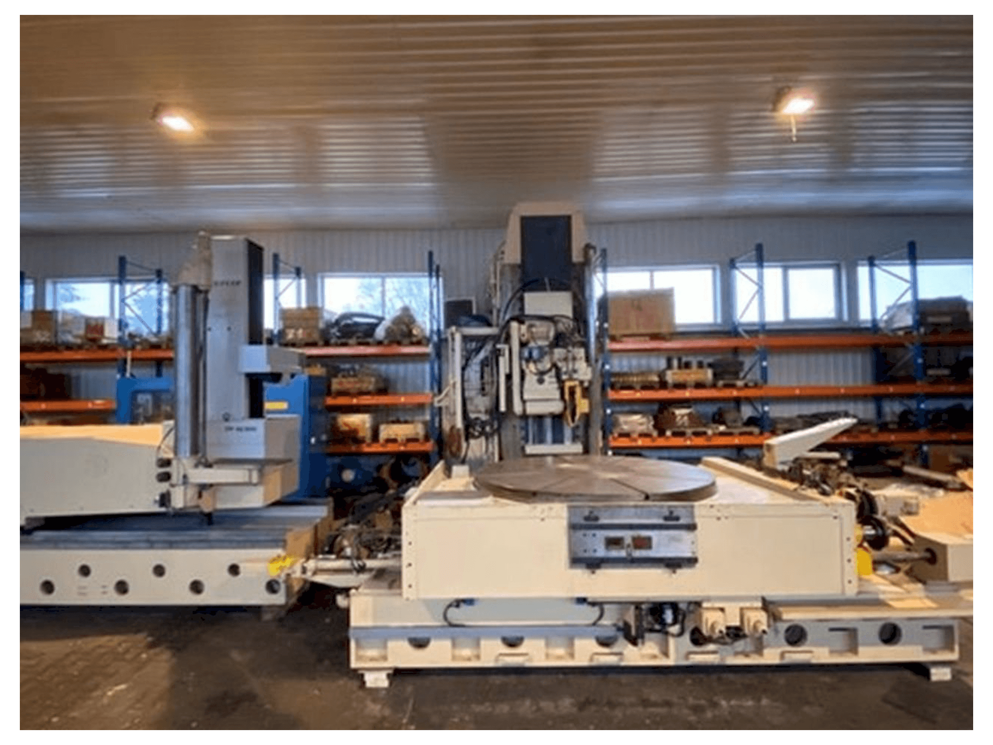 Prikaz stroja NILES ZSTZ 35 sprijeda