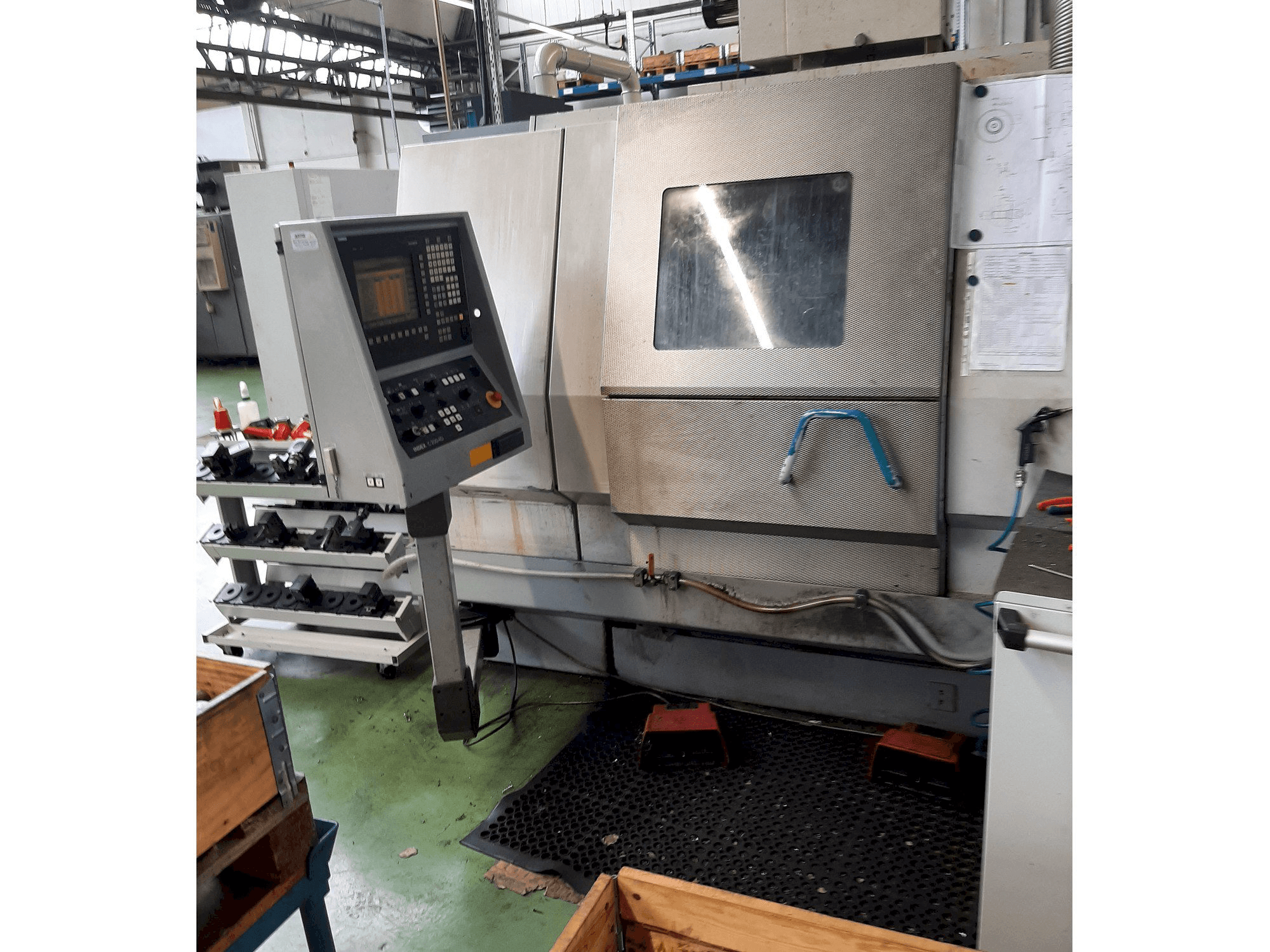 Prikaz stroja Index G200 sprijeda