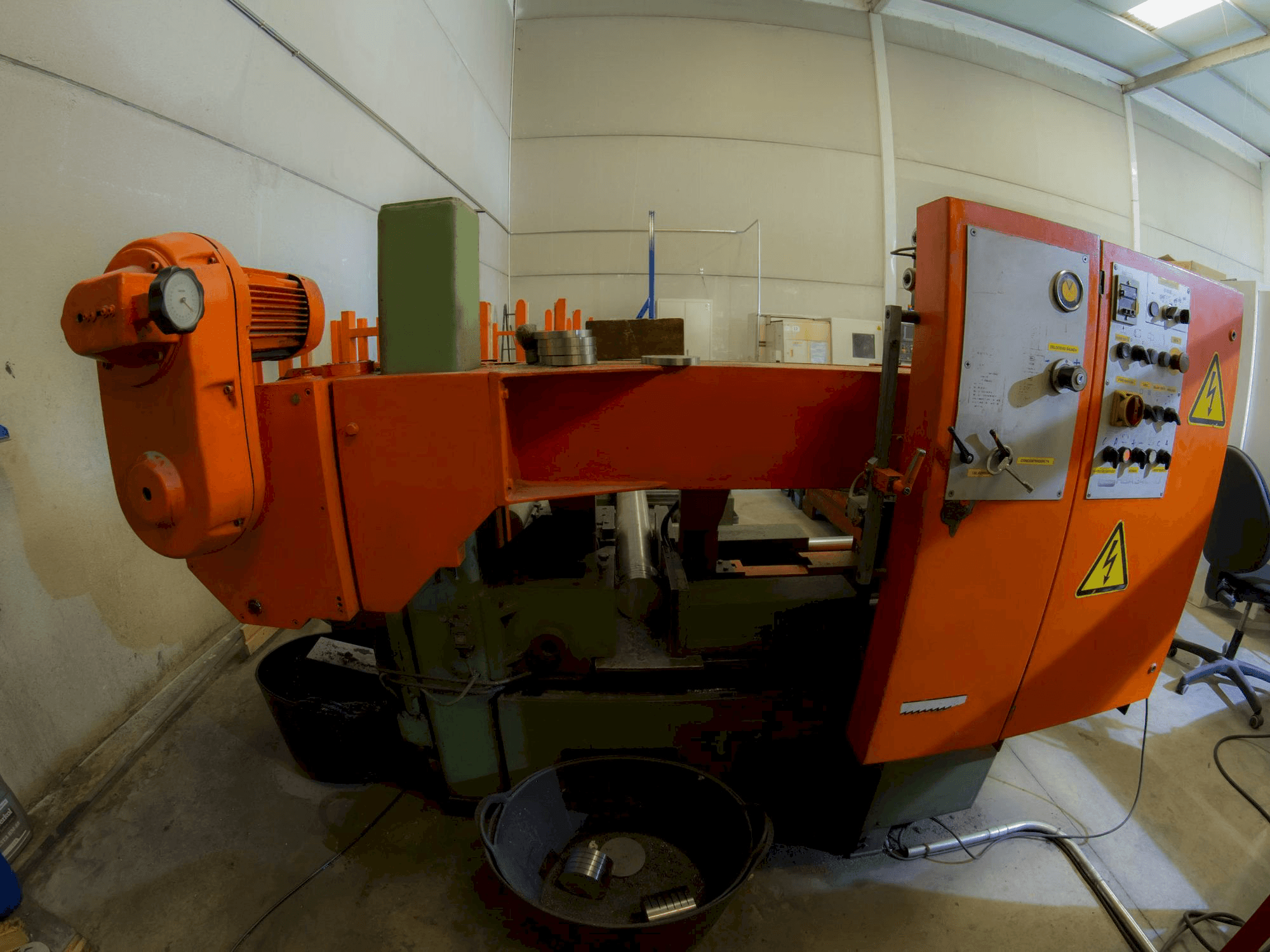 Prikaz stroja KASTO HBA 340 AU sprijeda