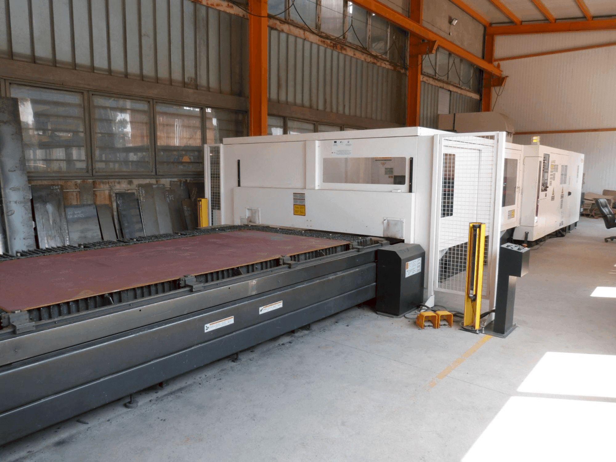 Prikaz stroja Mazak SUPER TURBO-X 612 MK III G sprijeda