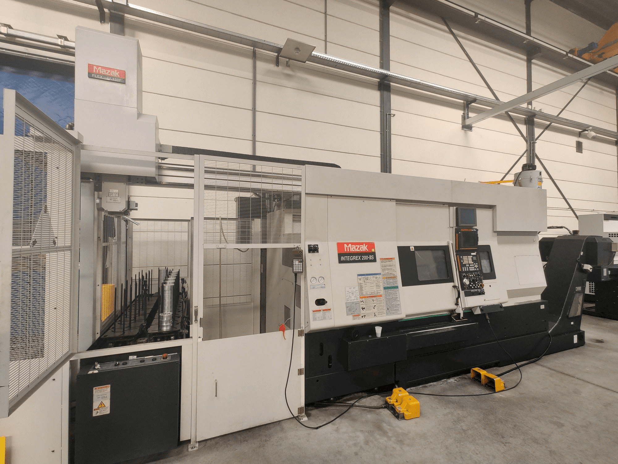 Prikaz stroja Mazak Integrex 200-3S sprijeda