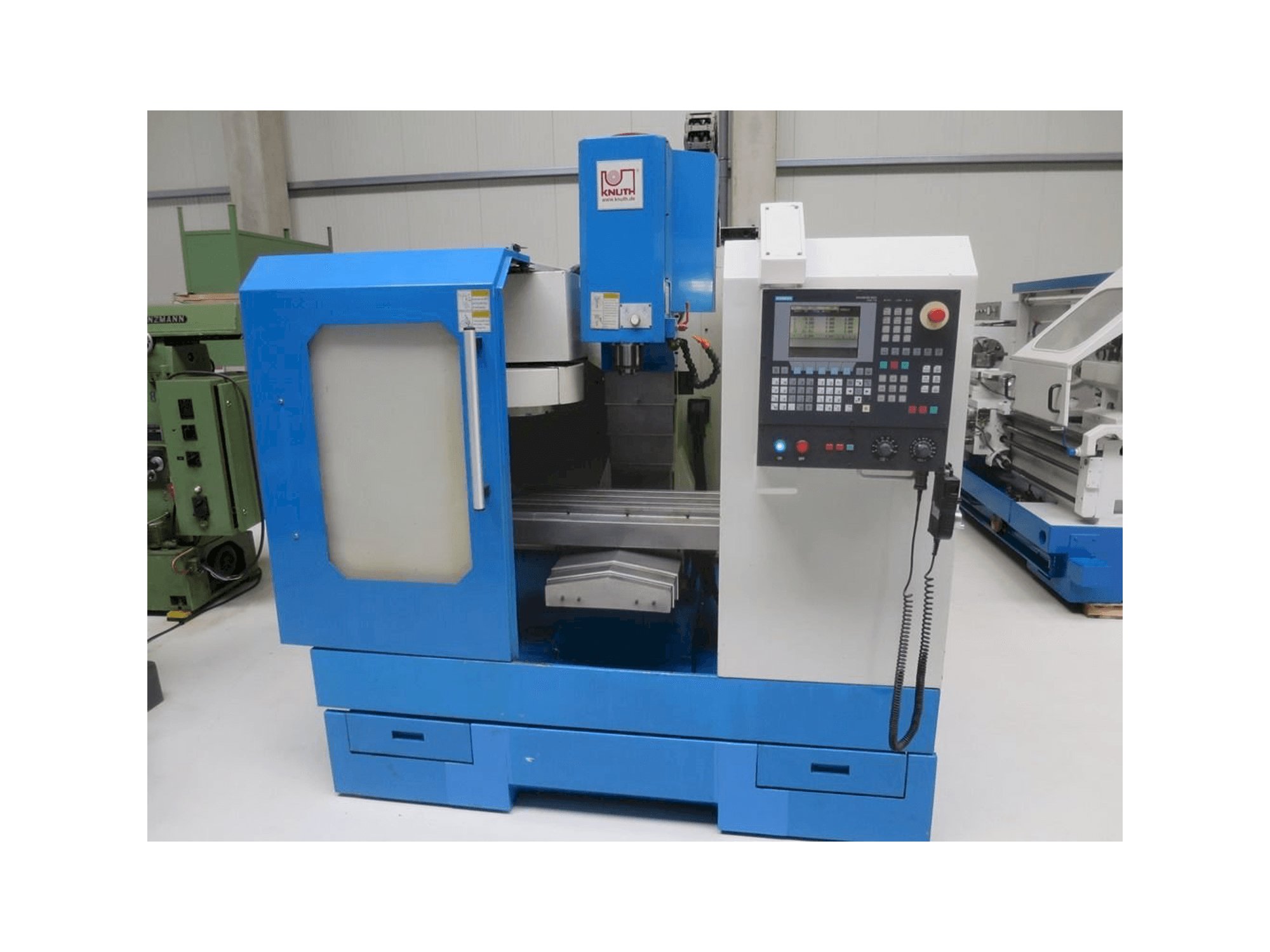 Prikaz stroja KNUTH EcoMill 350 sprijeda