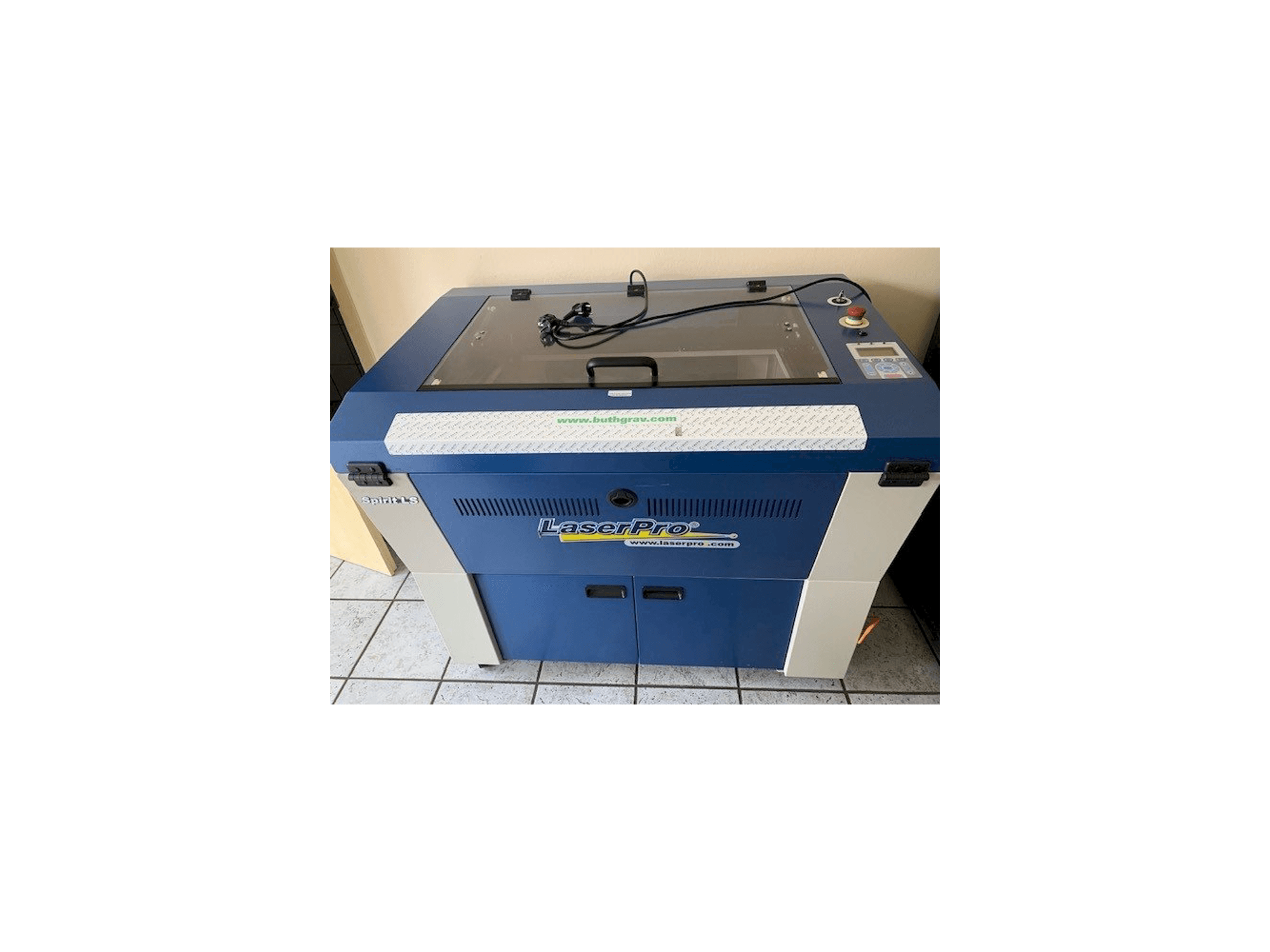 Prikaz stroja BUTH Spirit LS sprijeda