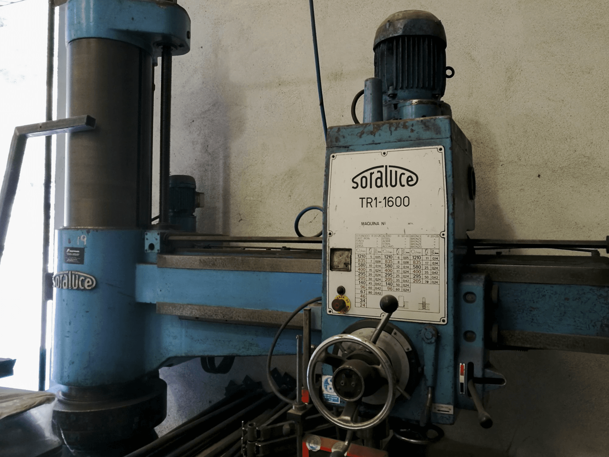 Prikaz stroja Soraluce TR1-1600 zdesna