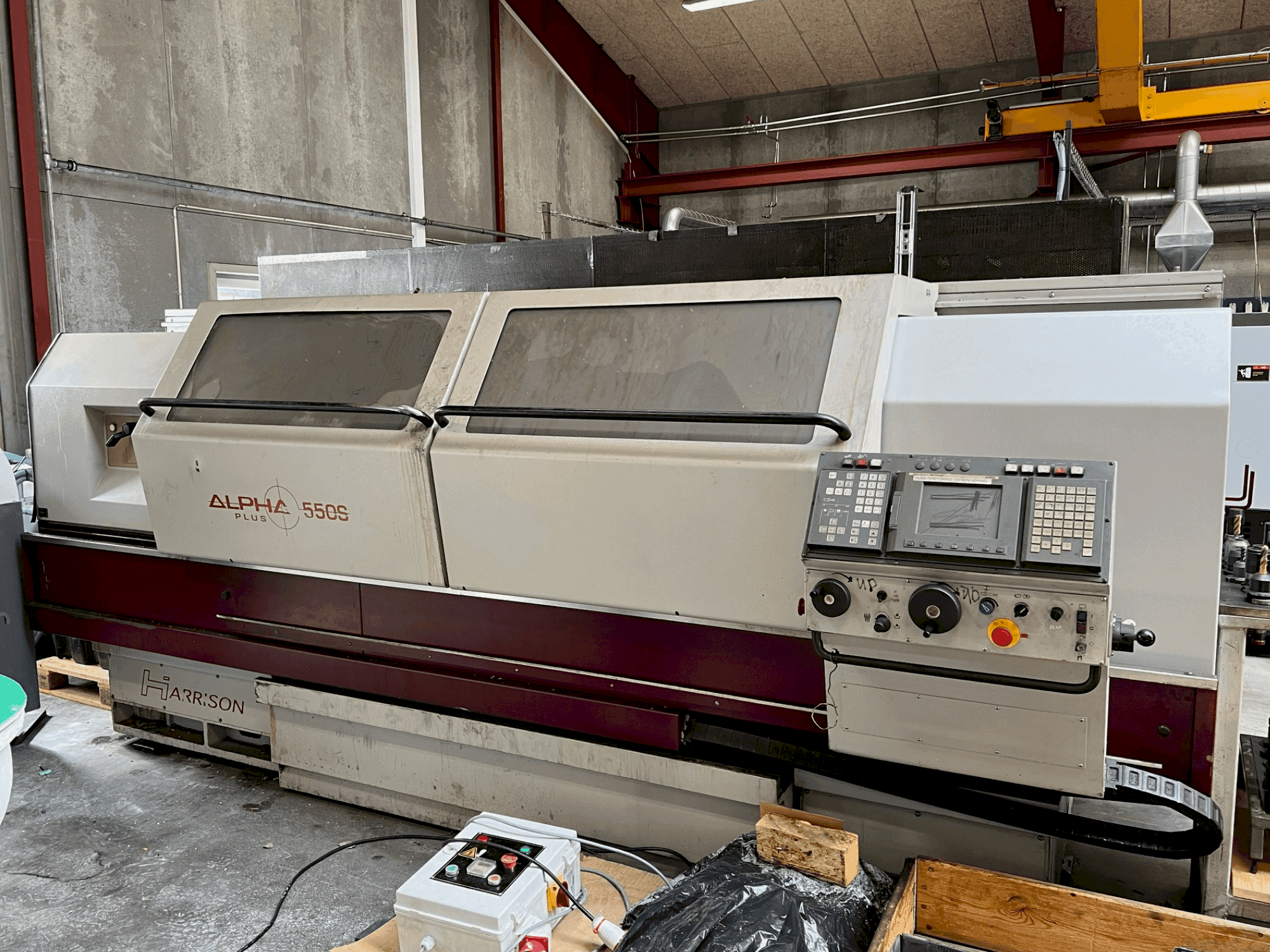 Prikaz stroja Harrison Alpha 550 S sprijeda