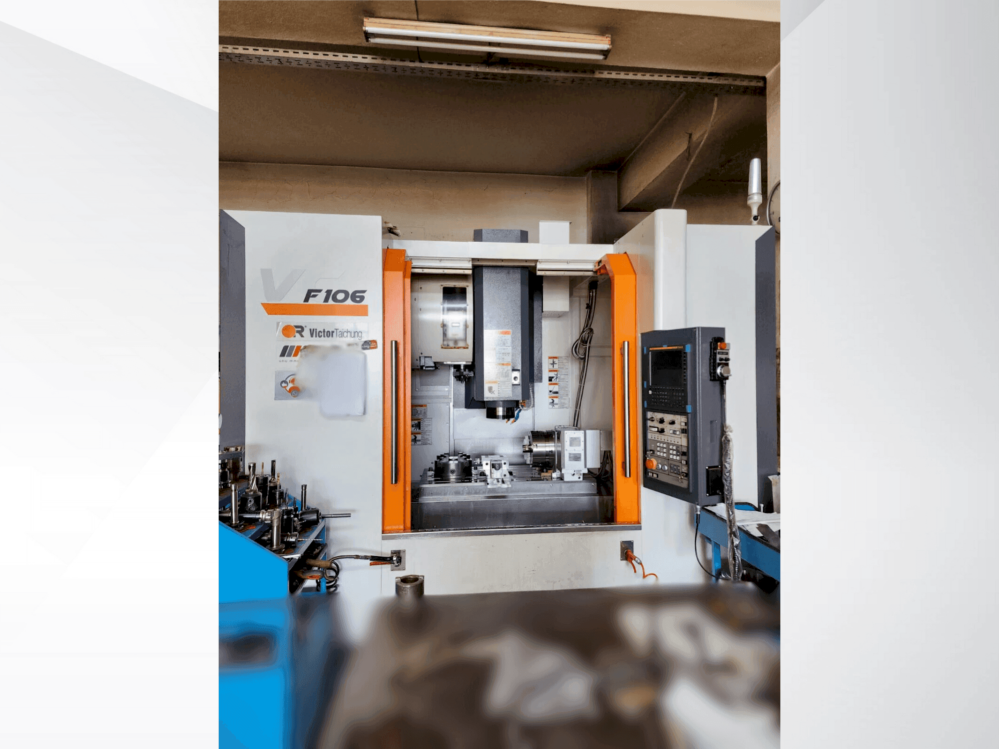 Prikaz stroja VICTOR TAICHUNG Taichung Vcenter F106 sprijeda