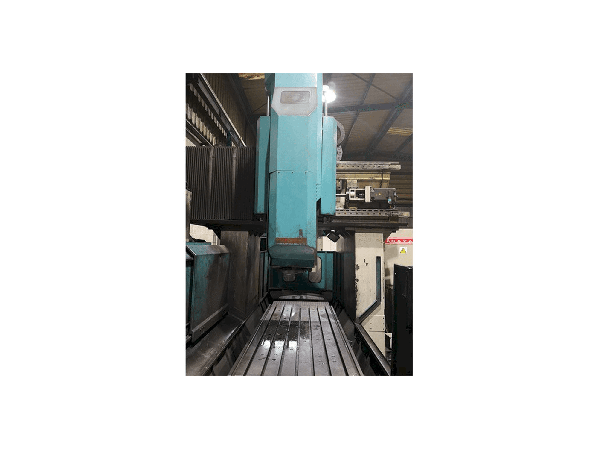 Prikaz stroja ANAYAK P-2000 sprijeda