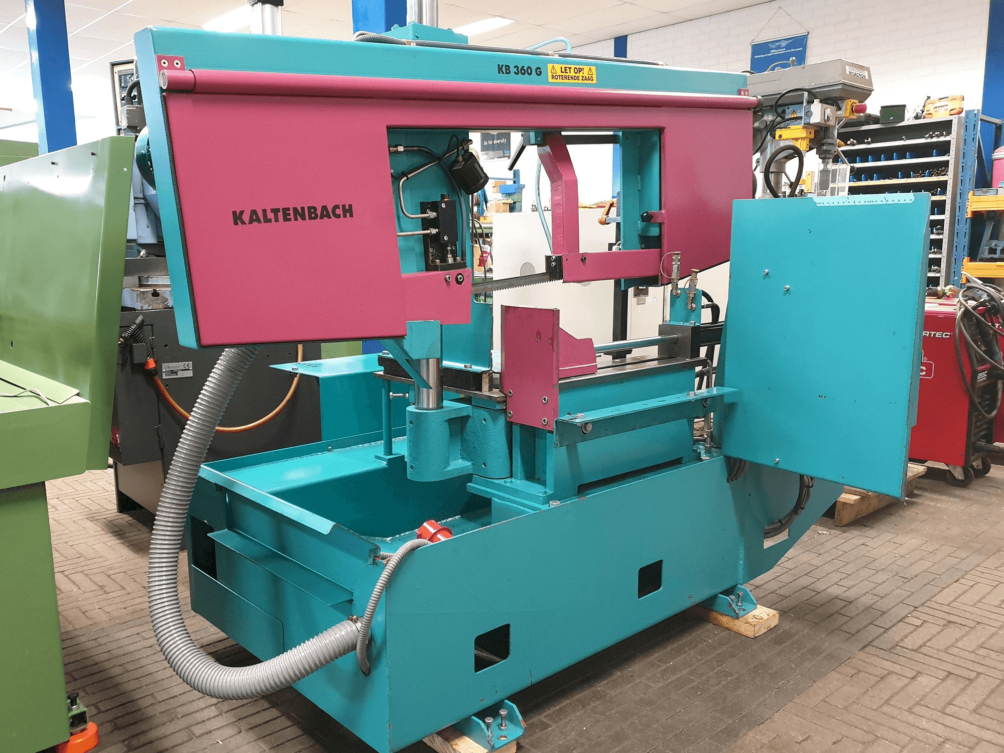 Prikaz stroja KALTENBACH KB 360 G slijeva
