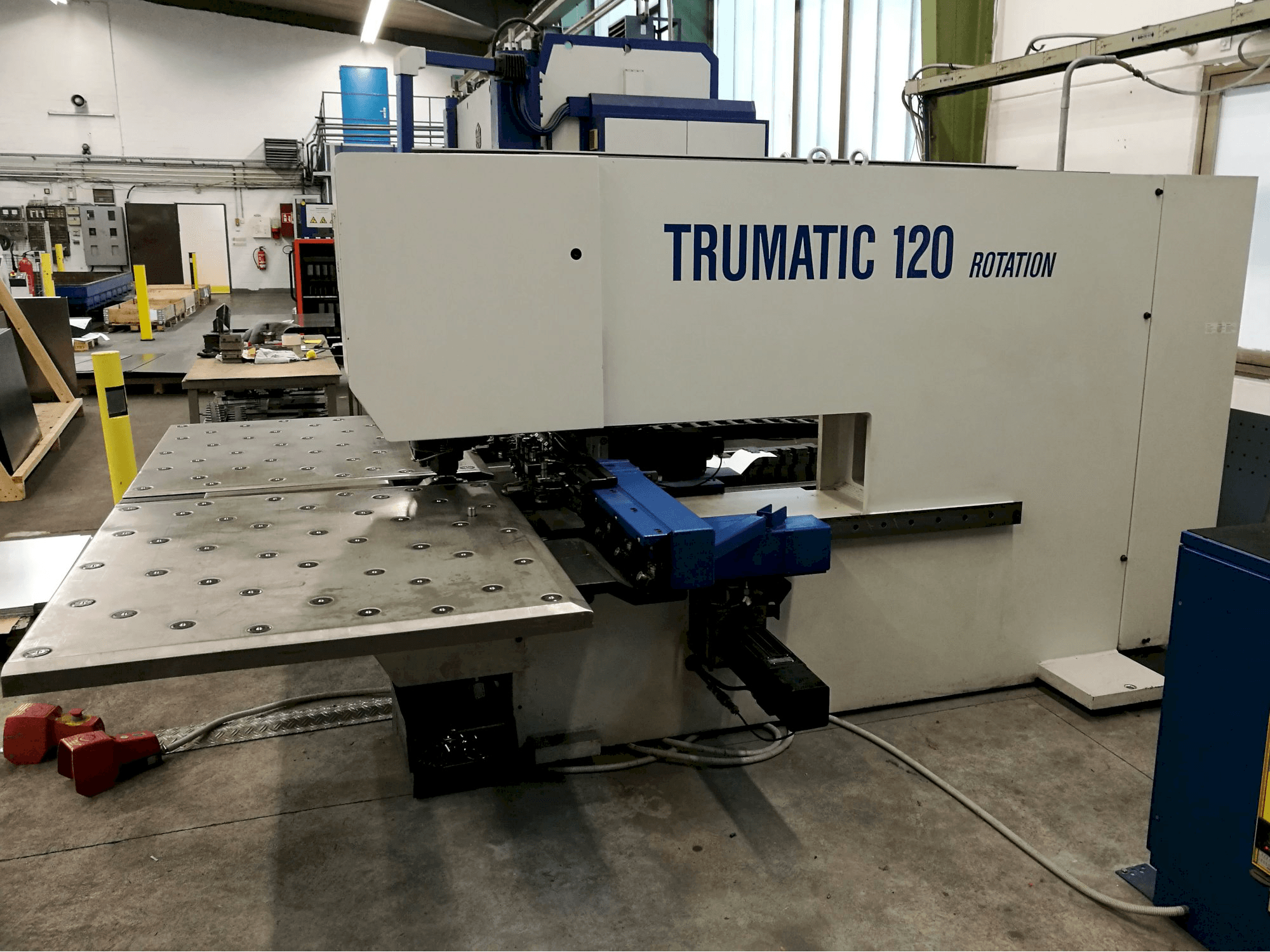 Prikaz stroja Trumpf Trumatic 120R zdesna