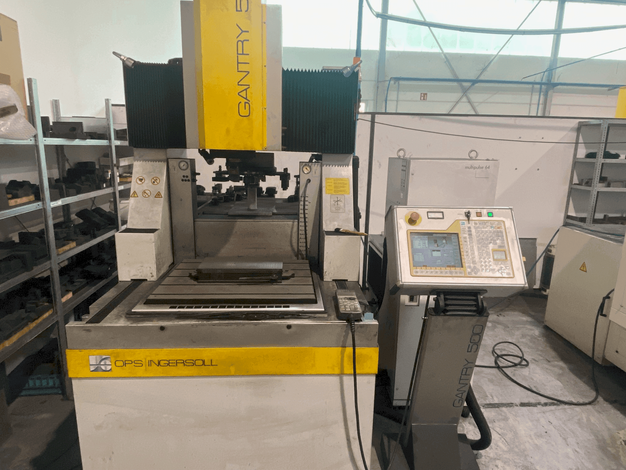 Prikaz stroja OPS INGERSOLL Gantry 500 sprijeda