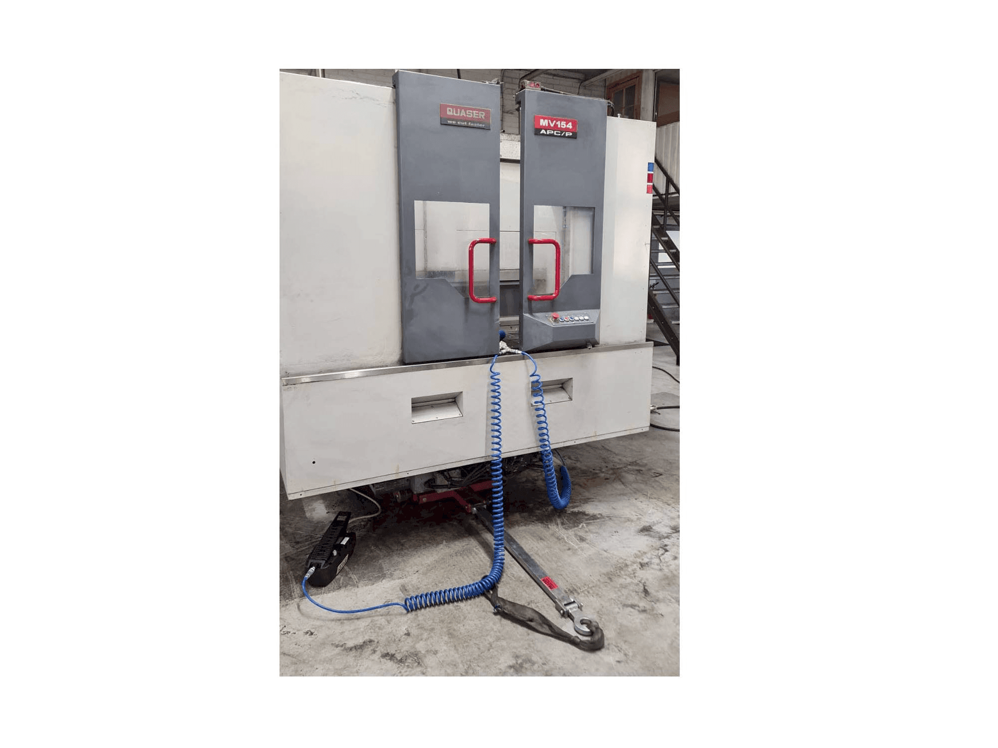 Prikaz stroja Quaser MV154APC/P12 sprijeda