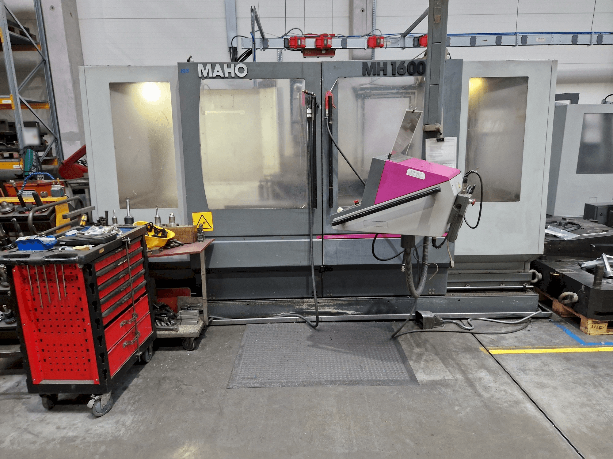 Prikaz stroja Maho MH 1600 W sprijeda