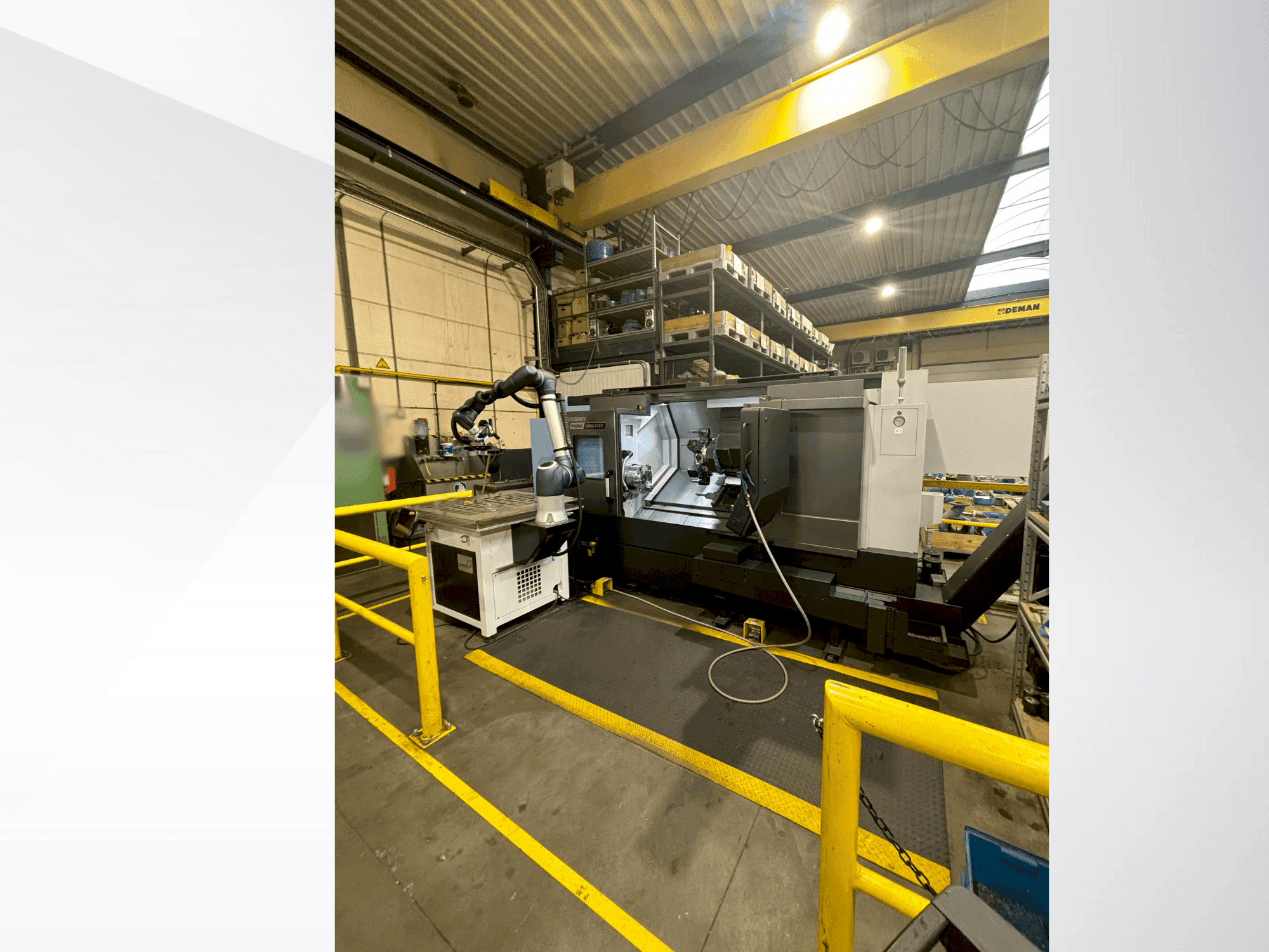 Prikaz stroja DOOSAN PUMA 2600LSYB II sprijeda