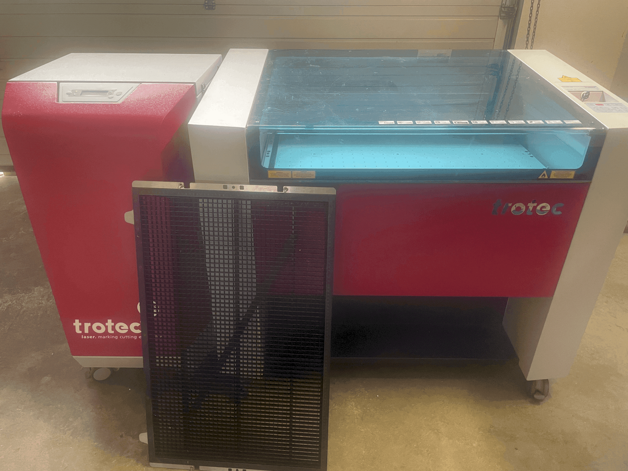 Prikaz stroja Trotec Laser Speedy 360 sprijeda