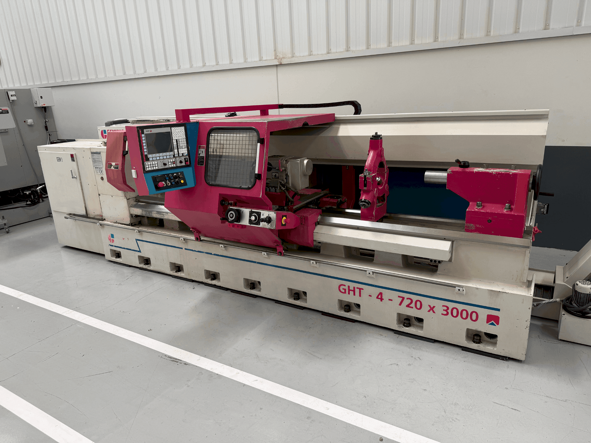 Prikaz stroja Geminis GHT-4 720 x 3000 sprijeda