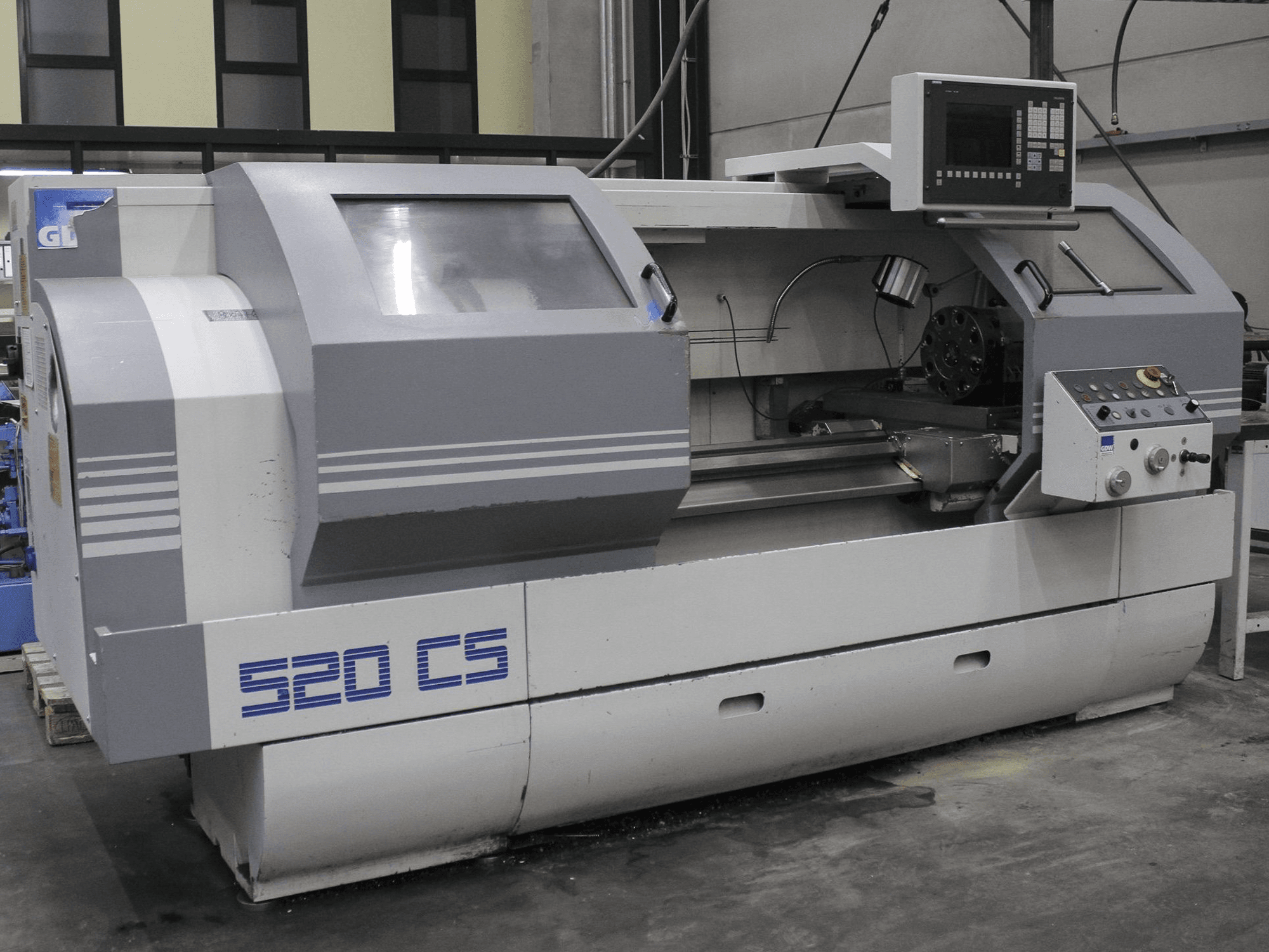 Prikaz stroja GDW 520CS sprijeda