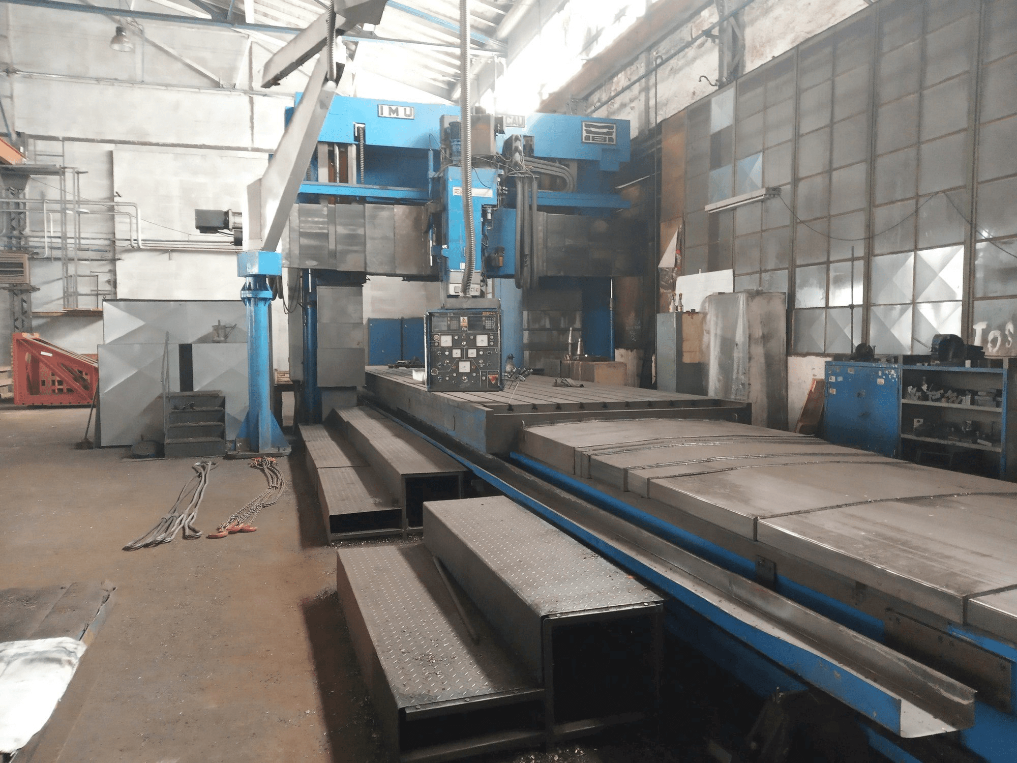 Prikaz stroja Forest Line FLP 2200 sprijeda