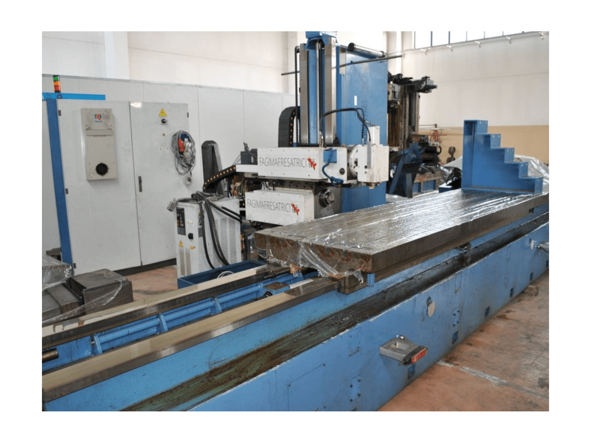 Prikaz stroja Fagima MMO 300 sprijeda