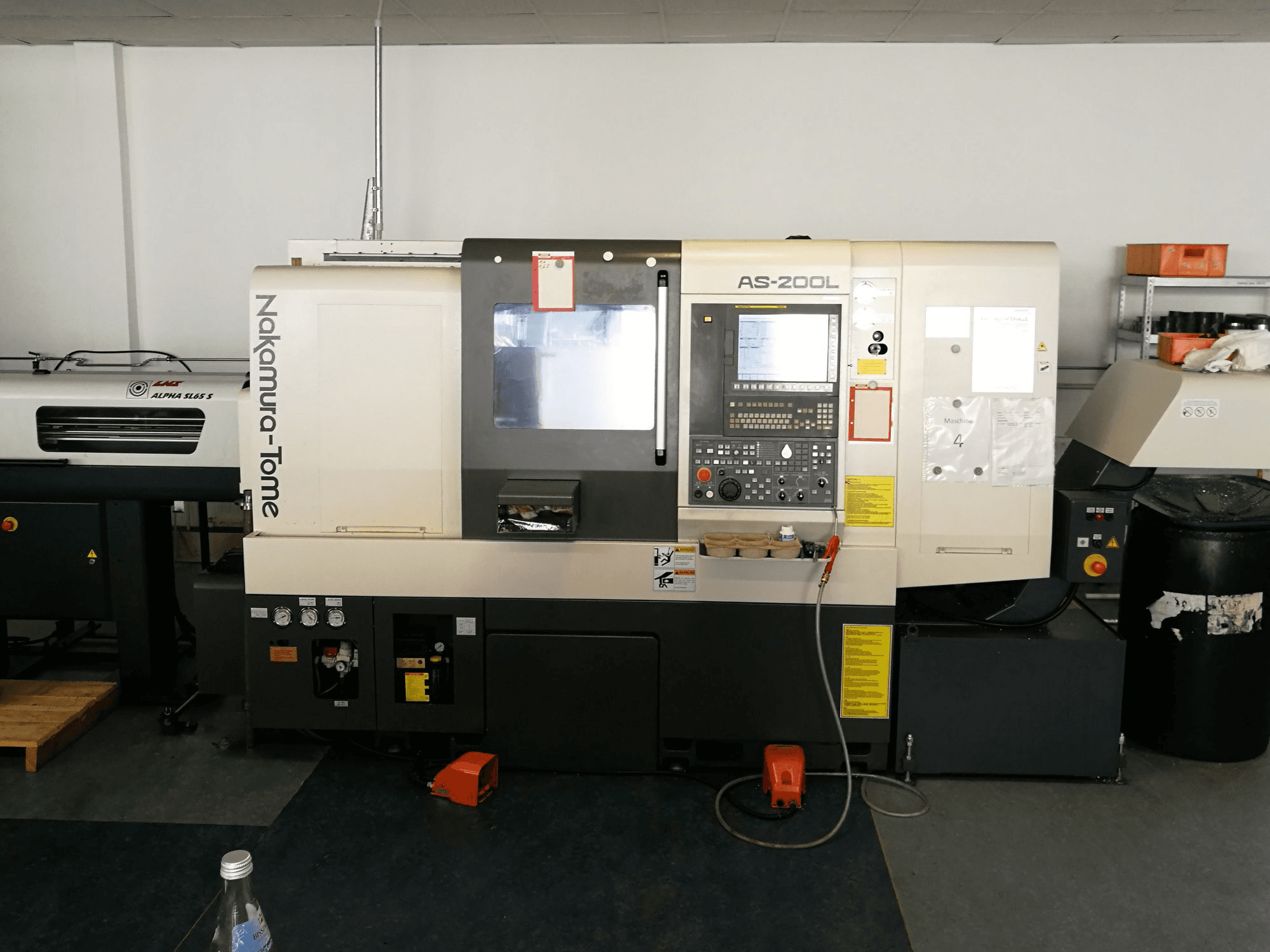 Prikaz stroja NAKAMURA-TOME AS-200L sprijeda
