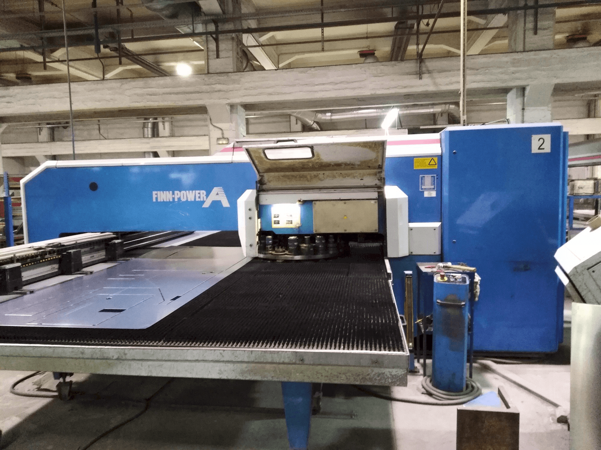 Prikaz stroja Finn-Power A5-25 SB sprijeda