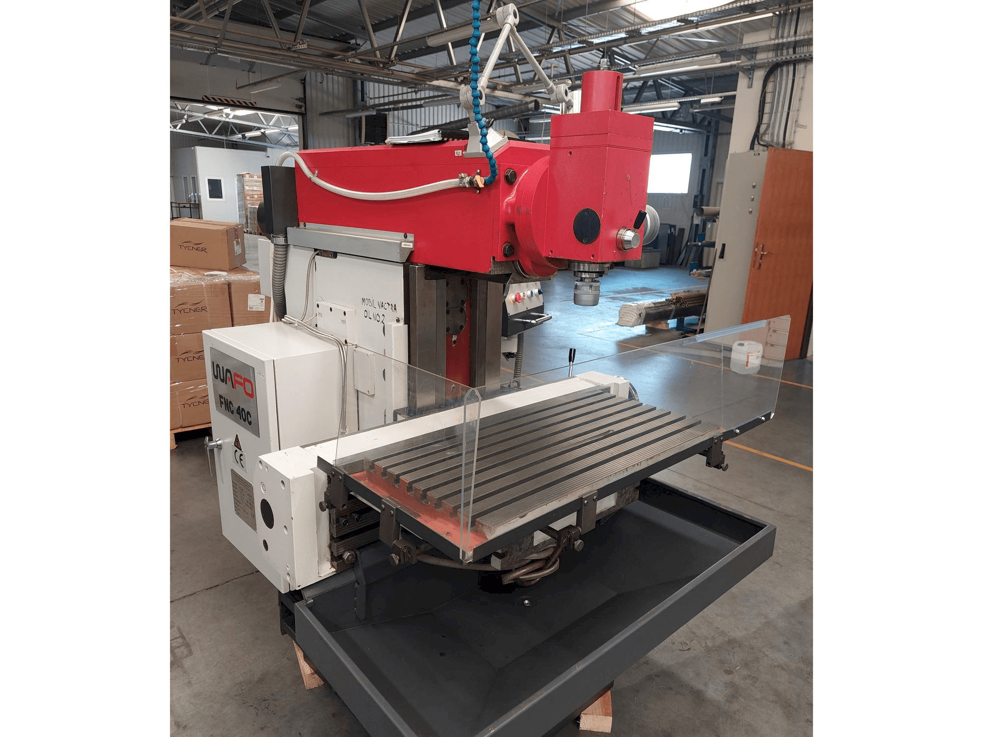 Prikaz stroja WAFO FNC 40C sprijeda