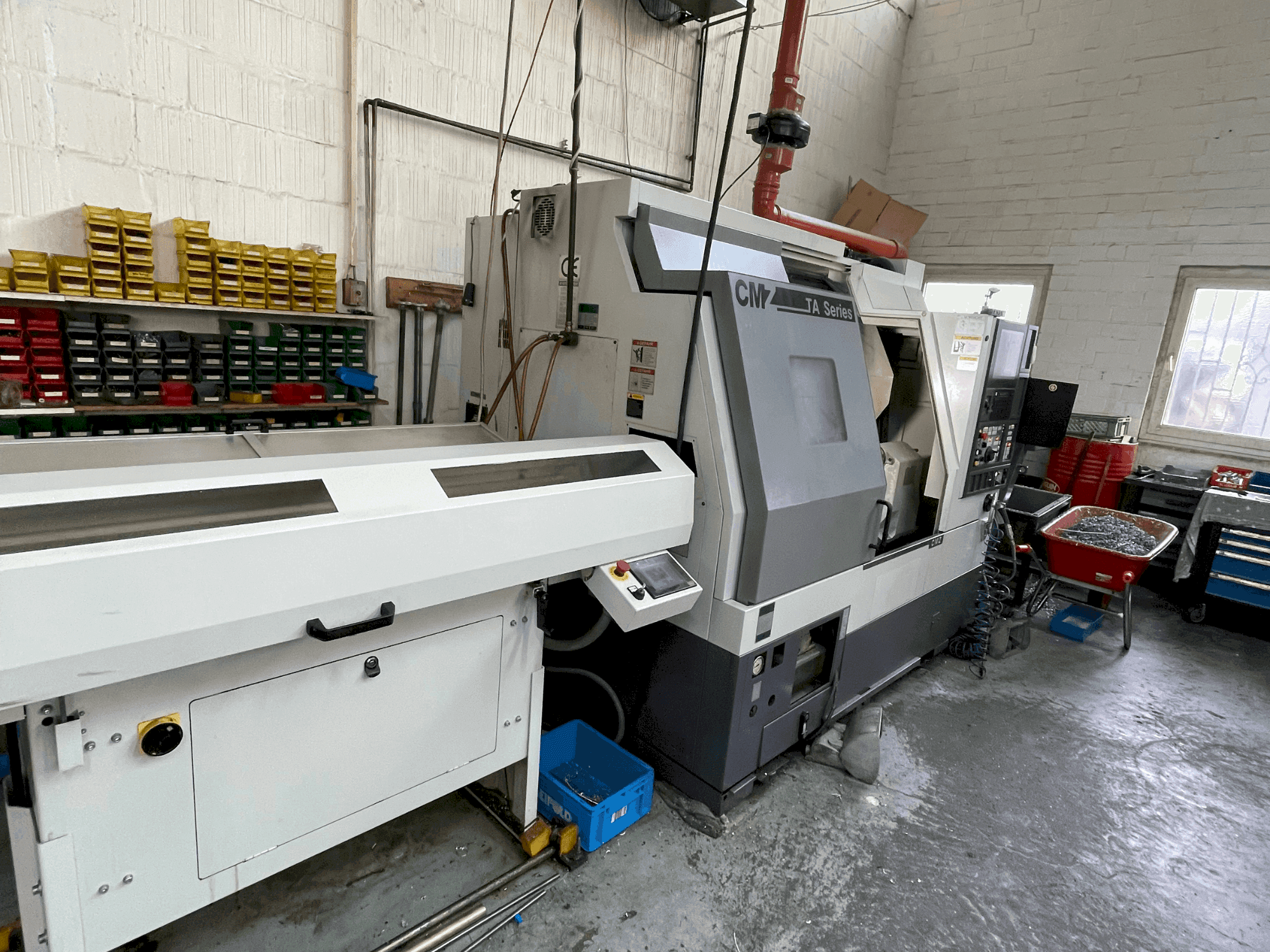 Prikaz stroja CMZ TA 15 Y sprijeda