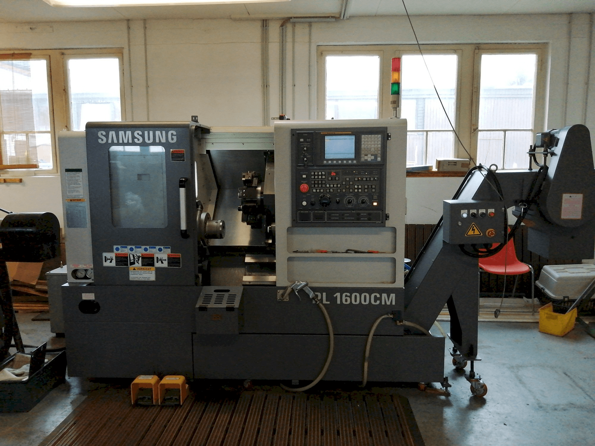 Prikaz stroja Samsung PL1600CM sprijeda