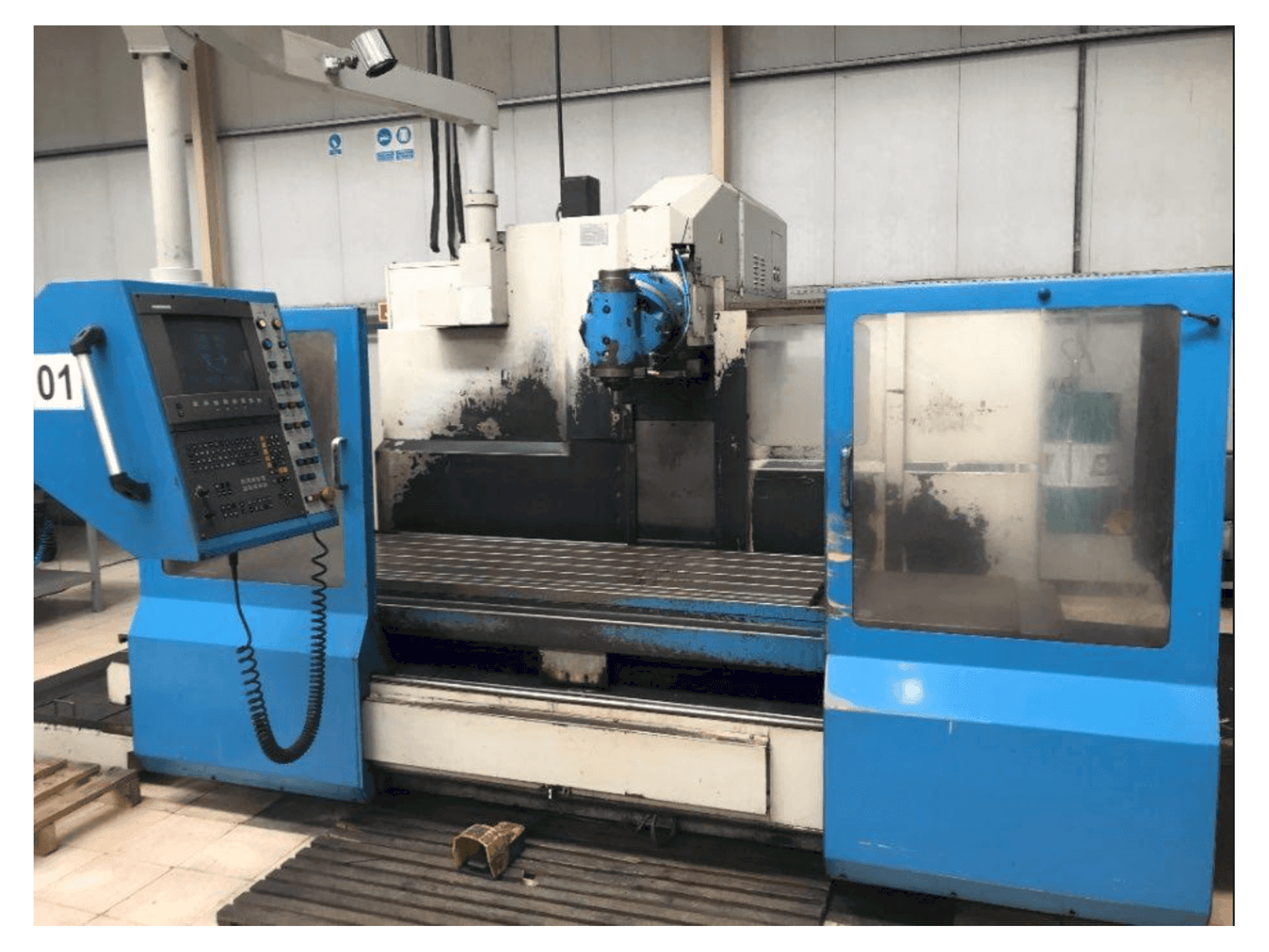 Prikaz stroja KIHEUNG KNC U-800 sprijeda