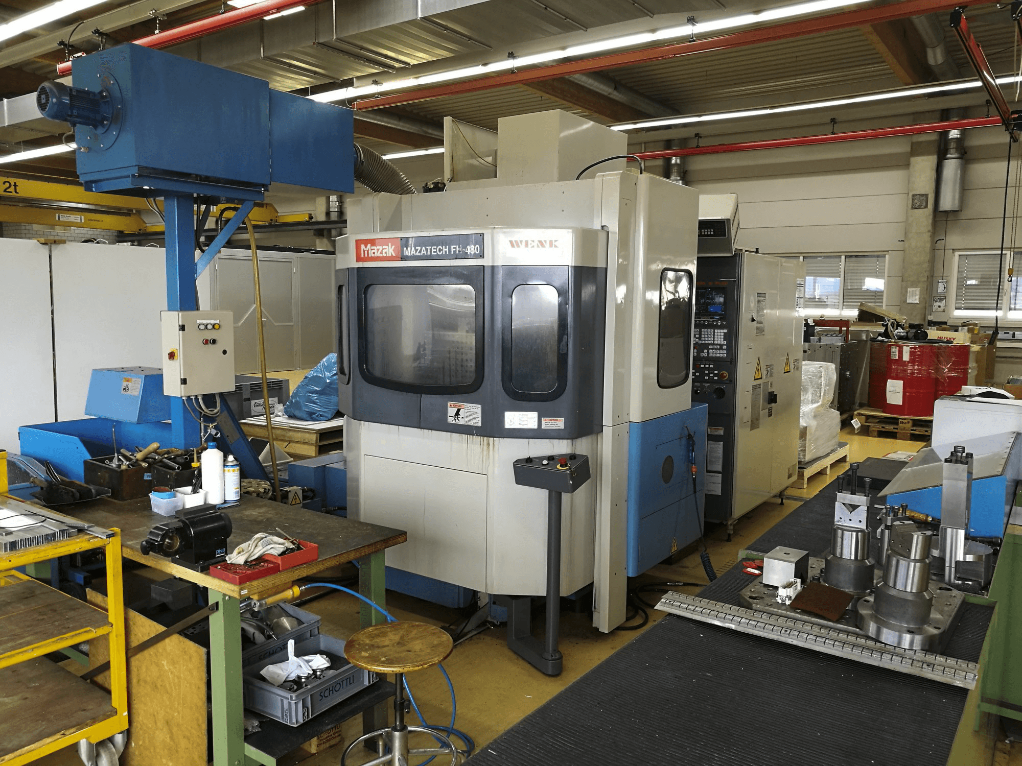 Prikaz stroja Mazak FH-480 zdesna