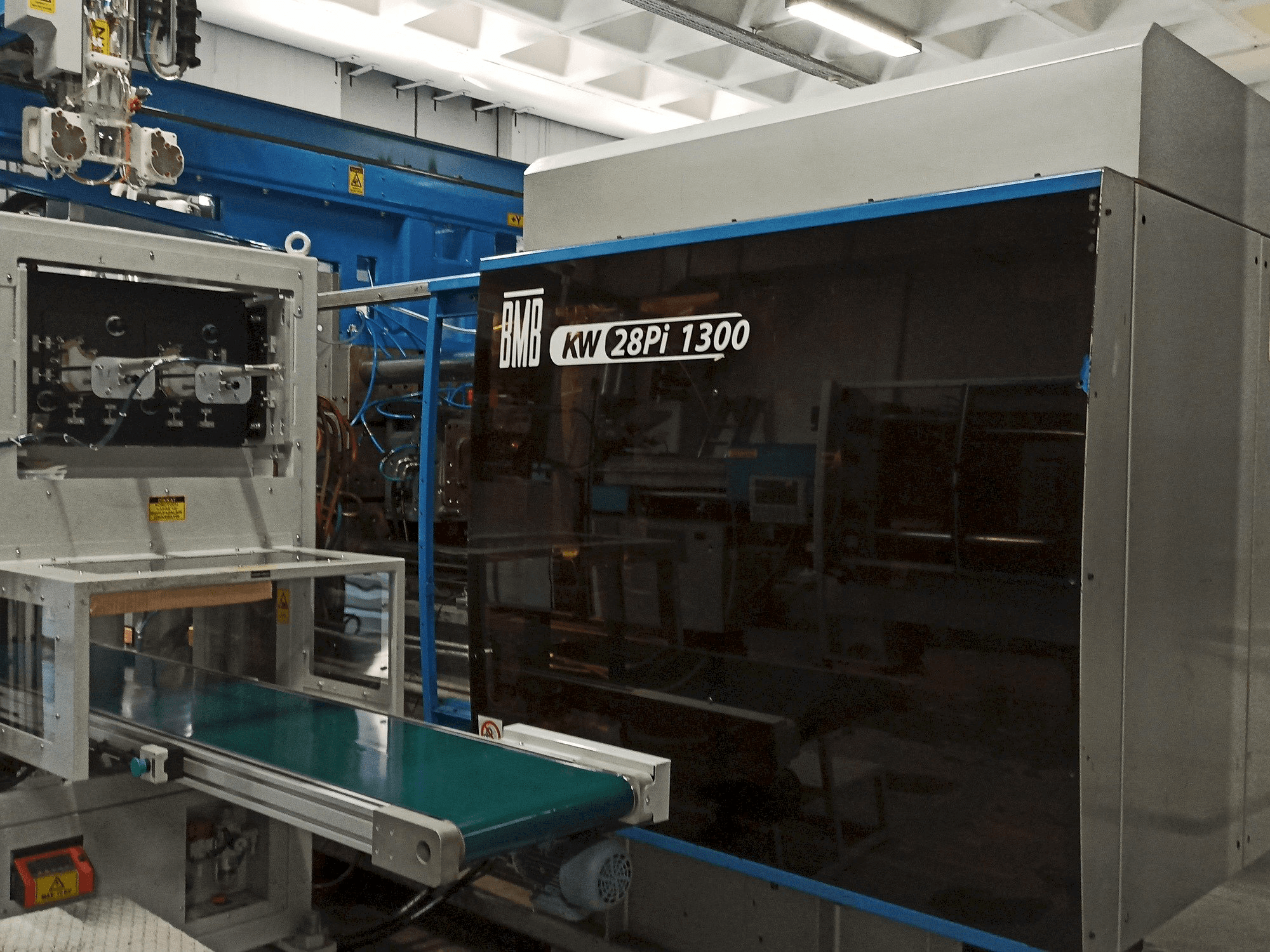 Prikaz stroja BMB KW28 PI/1300 sprijeda