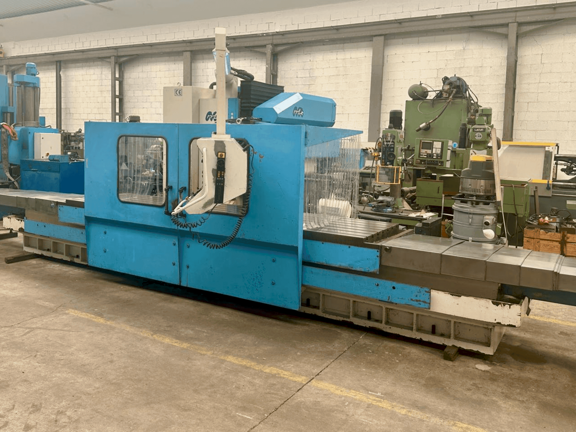 Prikaz stroja MTE BF 4200 sprijeda