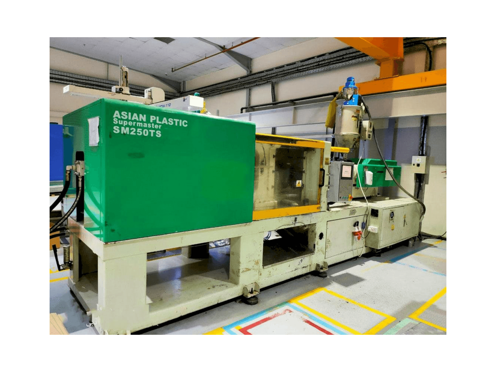 Prikaz stroja Supermaster SM 250 TS sprijeda