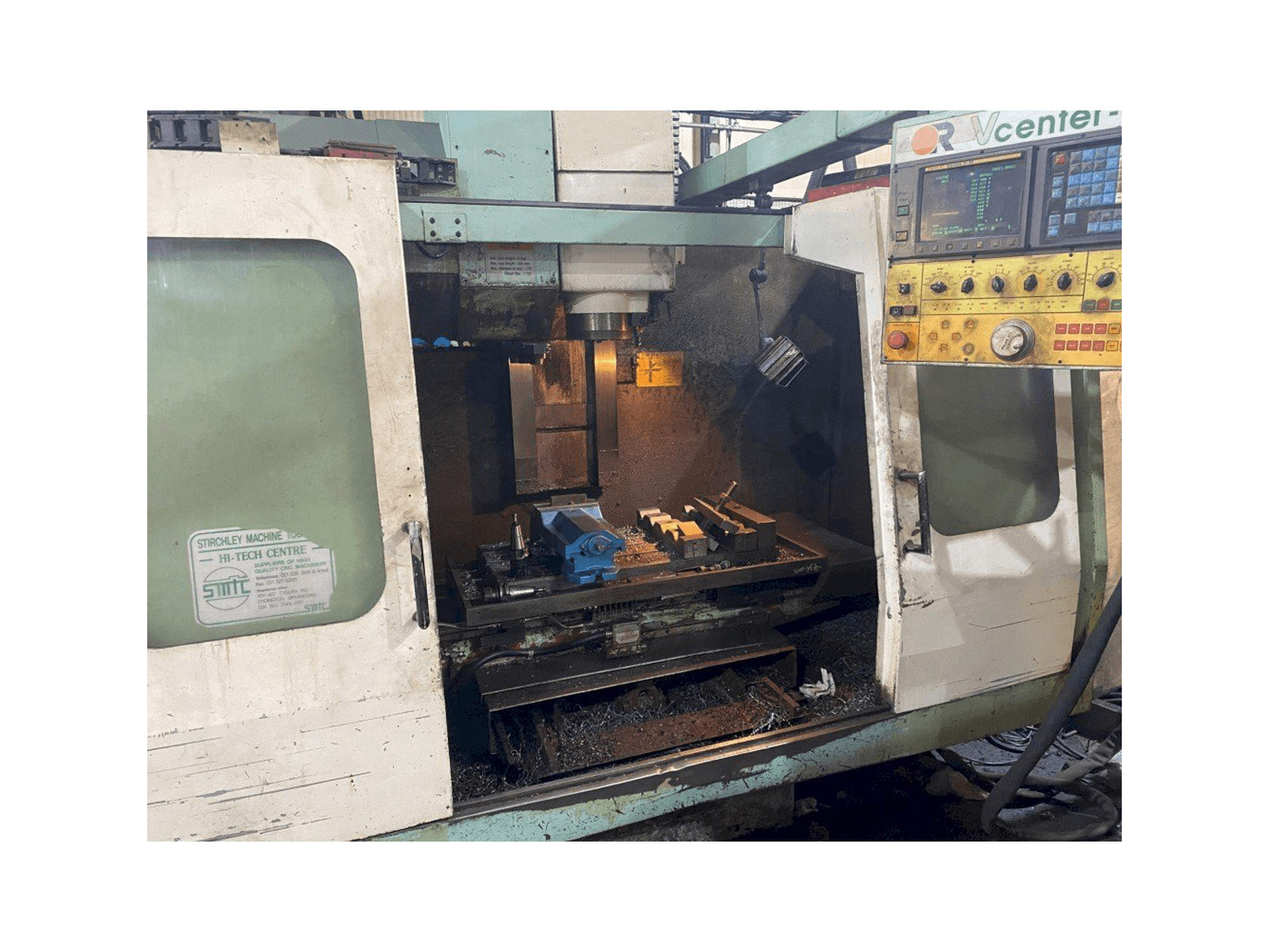 Prikaz stroja Victor V Centre-80 sprijeda