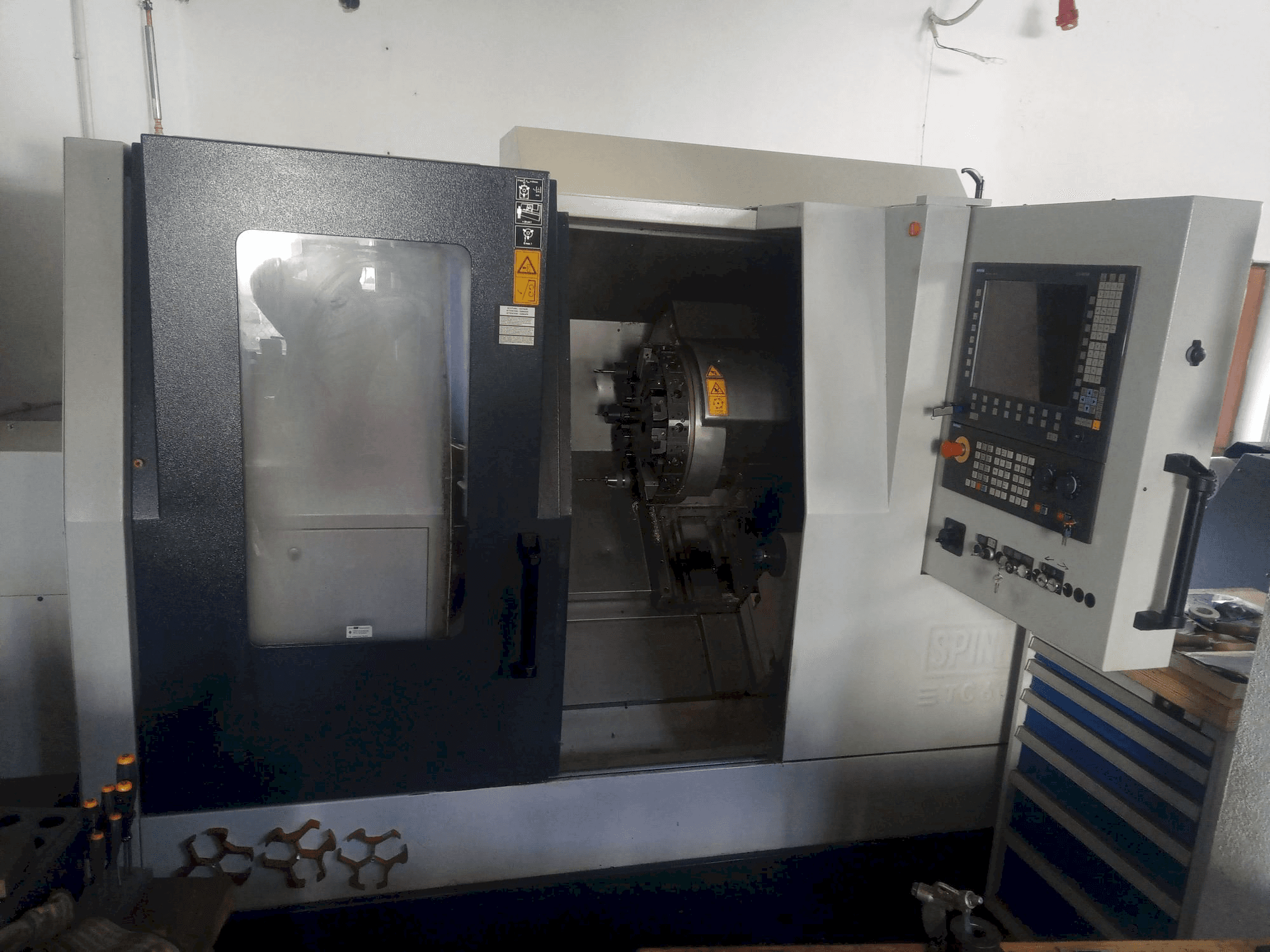 Prikaz stroja SPINNER TC-65-MC sprijeda