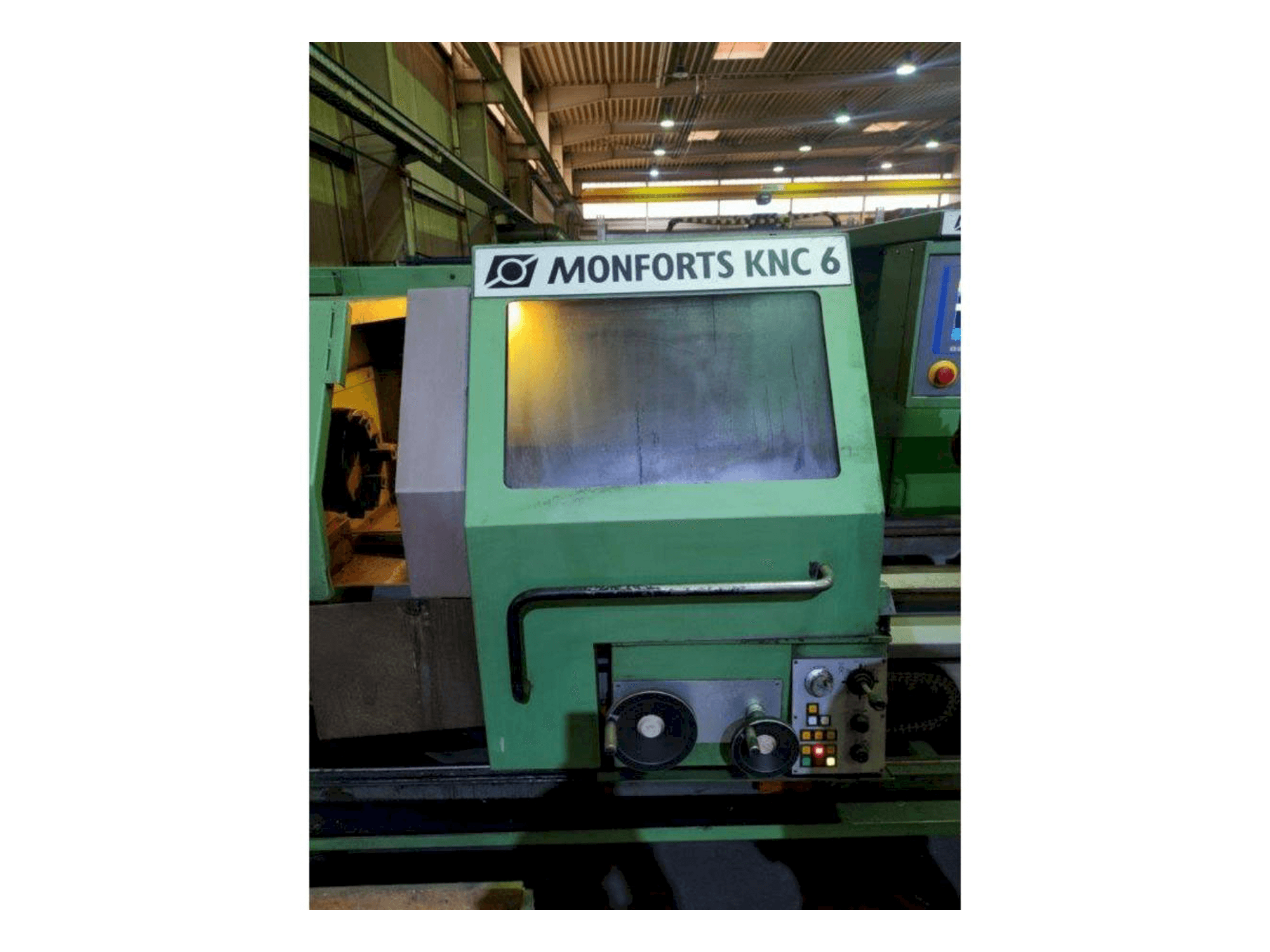 Prikaz stroja Monforts KNC6 x 2000 sprijeda