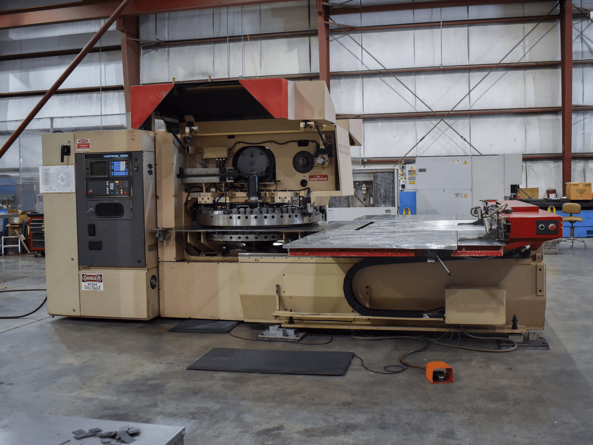 Prikaz stroja Murata Wiedemann C-3000/Q sprijeda