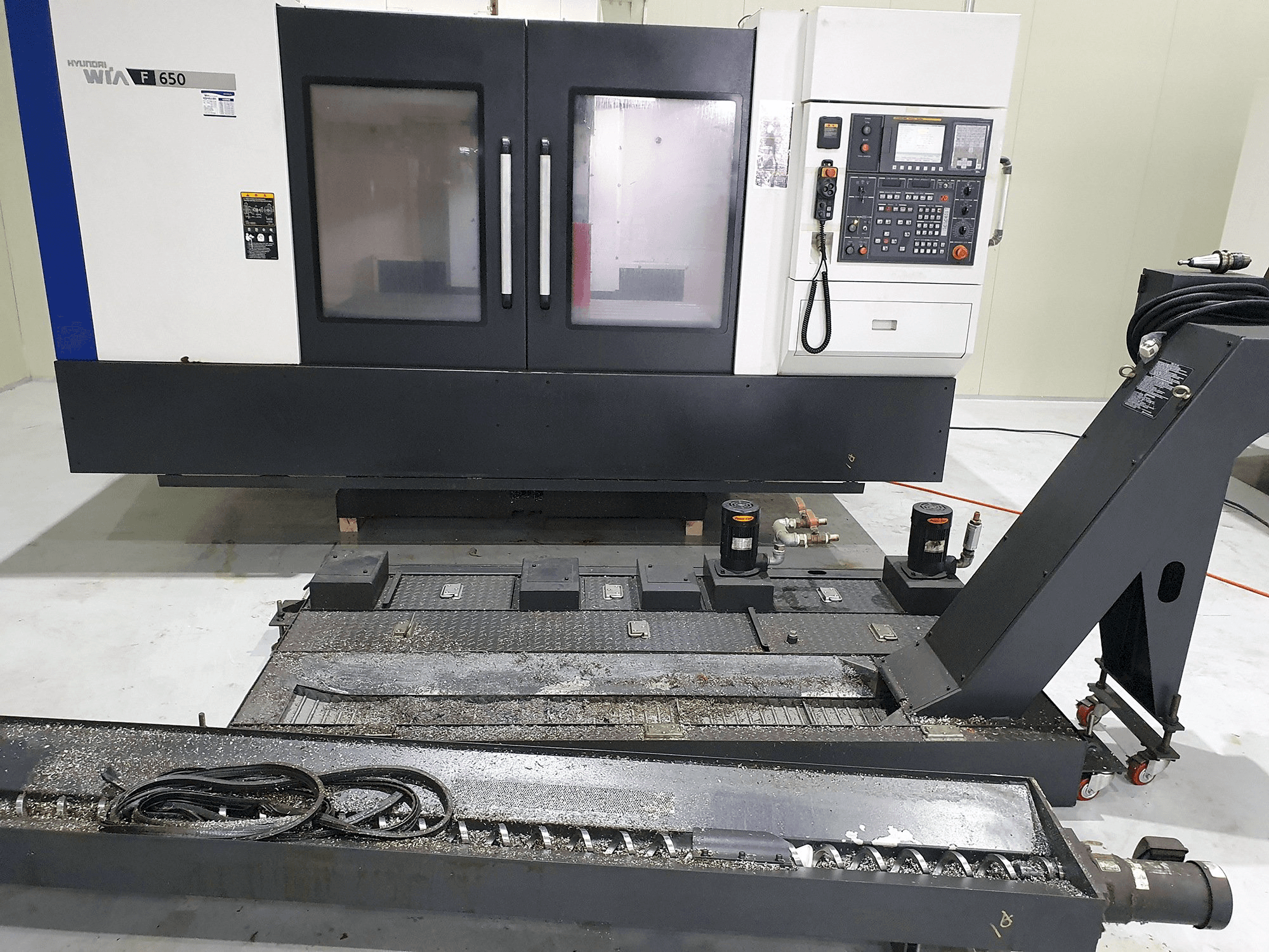 Prikaz stroja Hyundai Wia F650 sprijeda