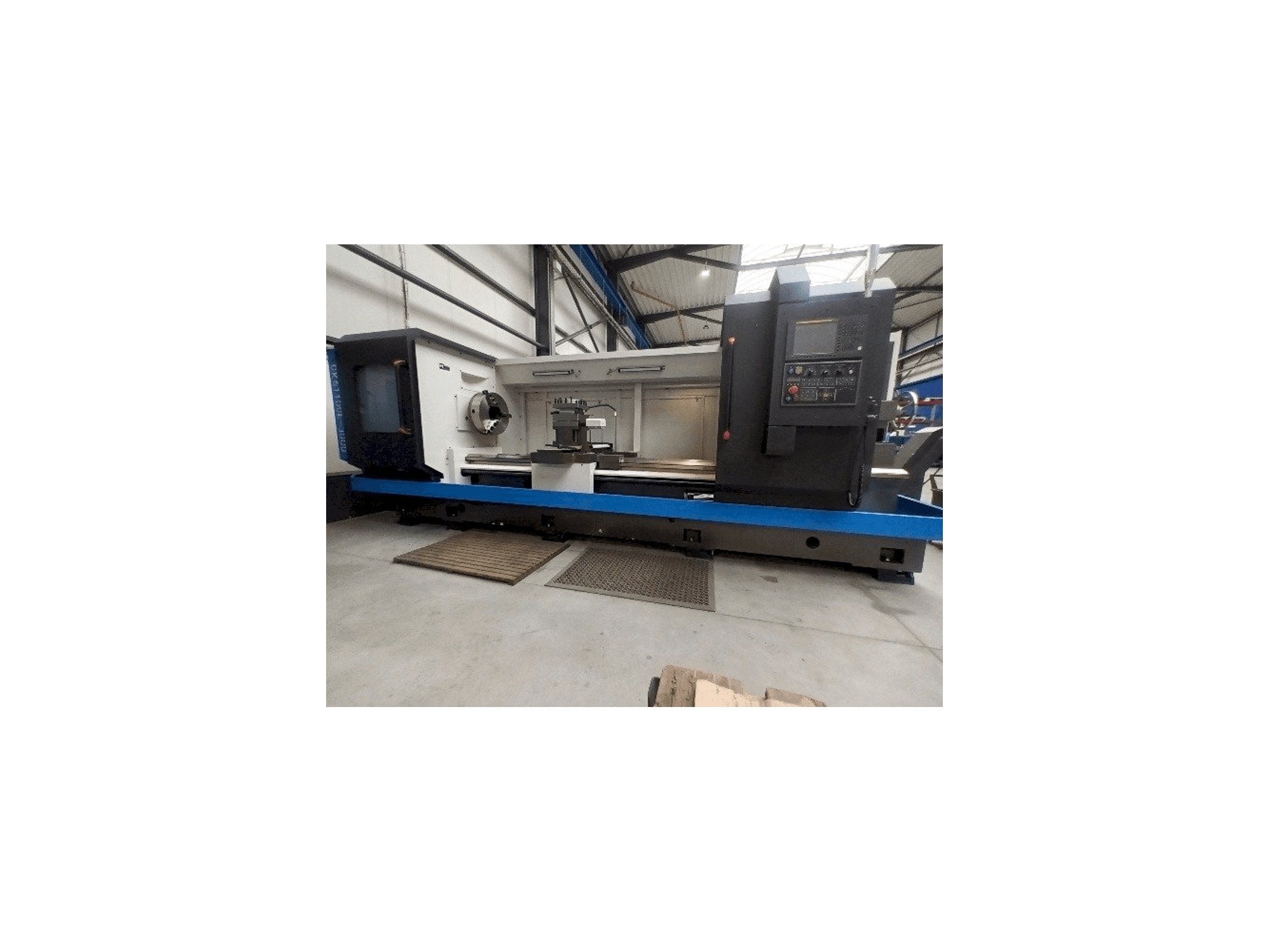 Prikaz stroja Ningbo Oturn CK61100E-3000 sprijeda