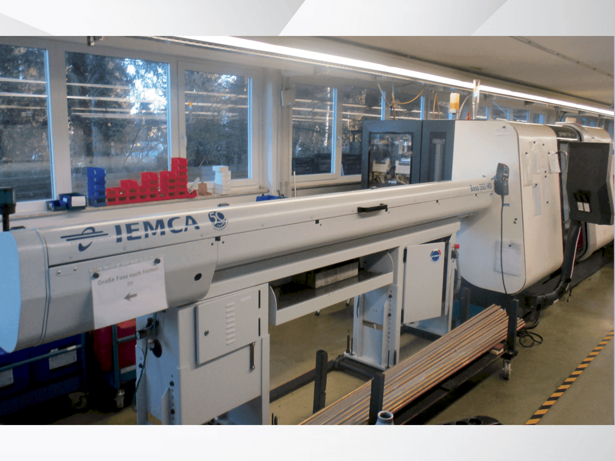 Prikaz stroja Gildemeister Sprint 50 Linear sprijeda